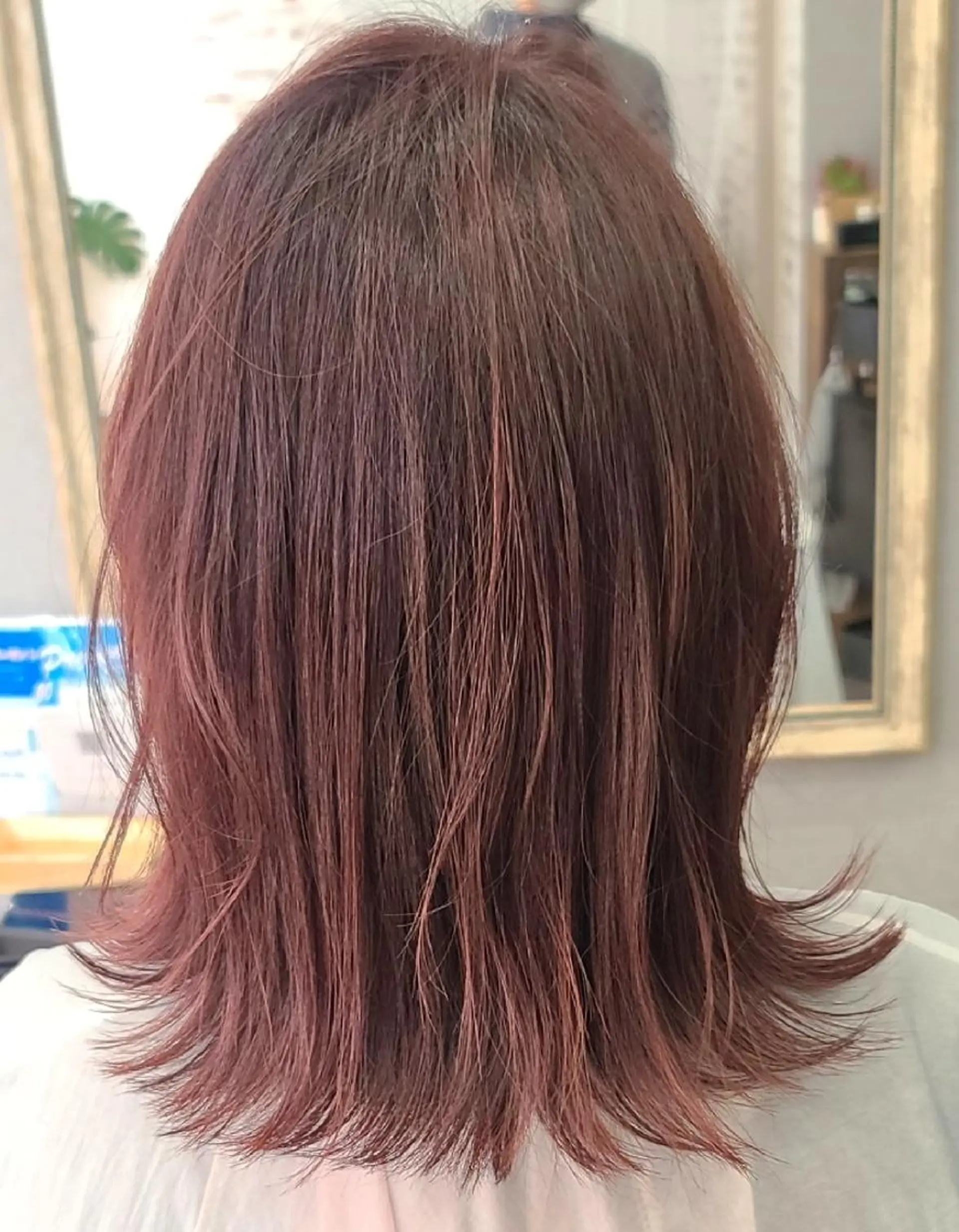 ミディアム カラー ベージュカラー ピンクカラー ピンクベージュ 井澗 修二のヘアスタイル