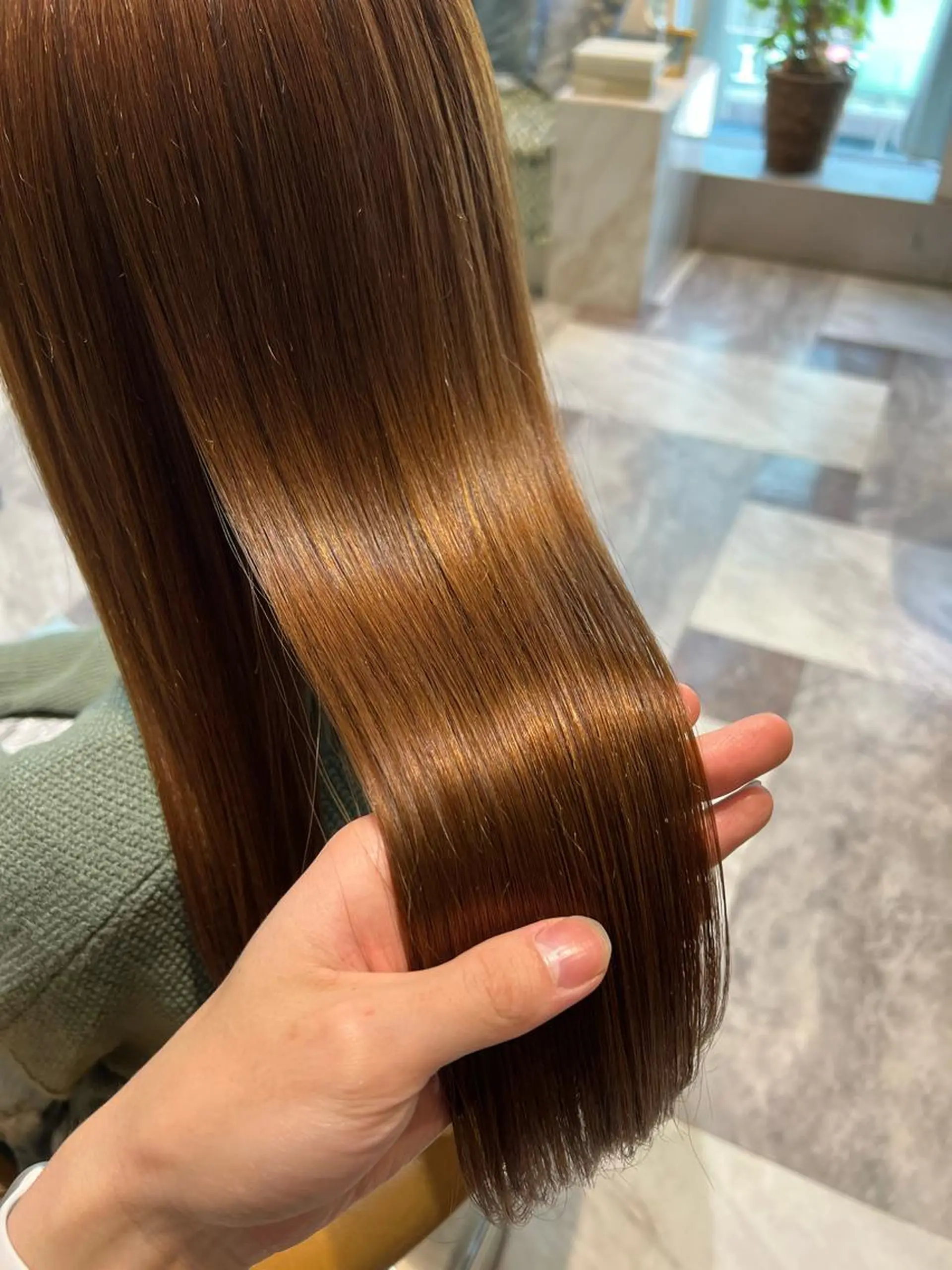 セミロング カラー カット ヘアカラー トリートメント レイヤーカット/ 顔周り 五島巨幹のヘアスタイル