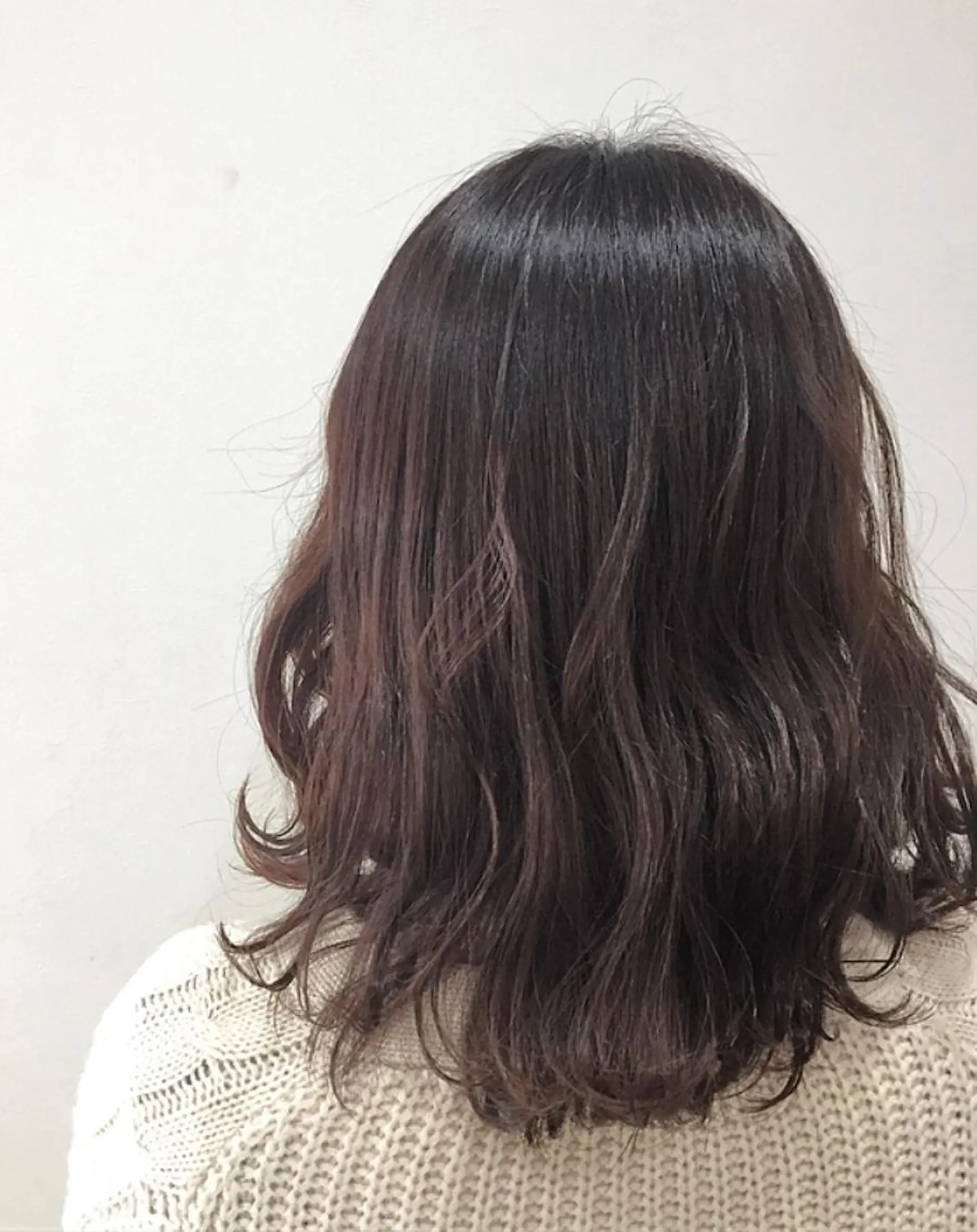 ミディアム カラー 脱白髪染め美容師 竹内涼乃のヘアスタイル