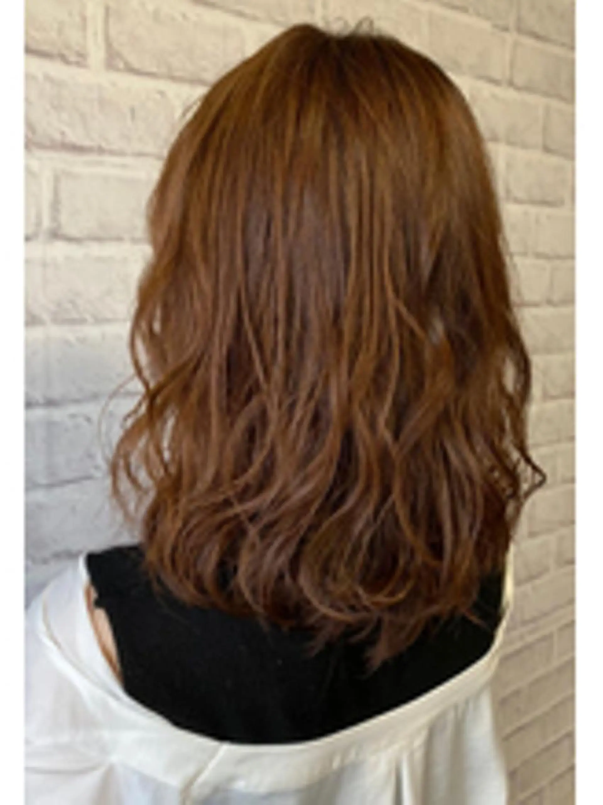 ミディアム 大江 美穂のヘアスタイル