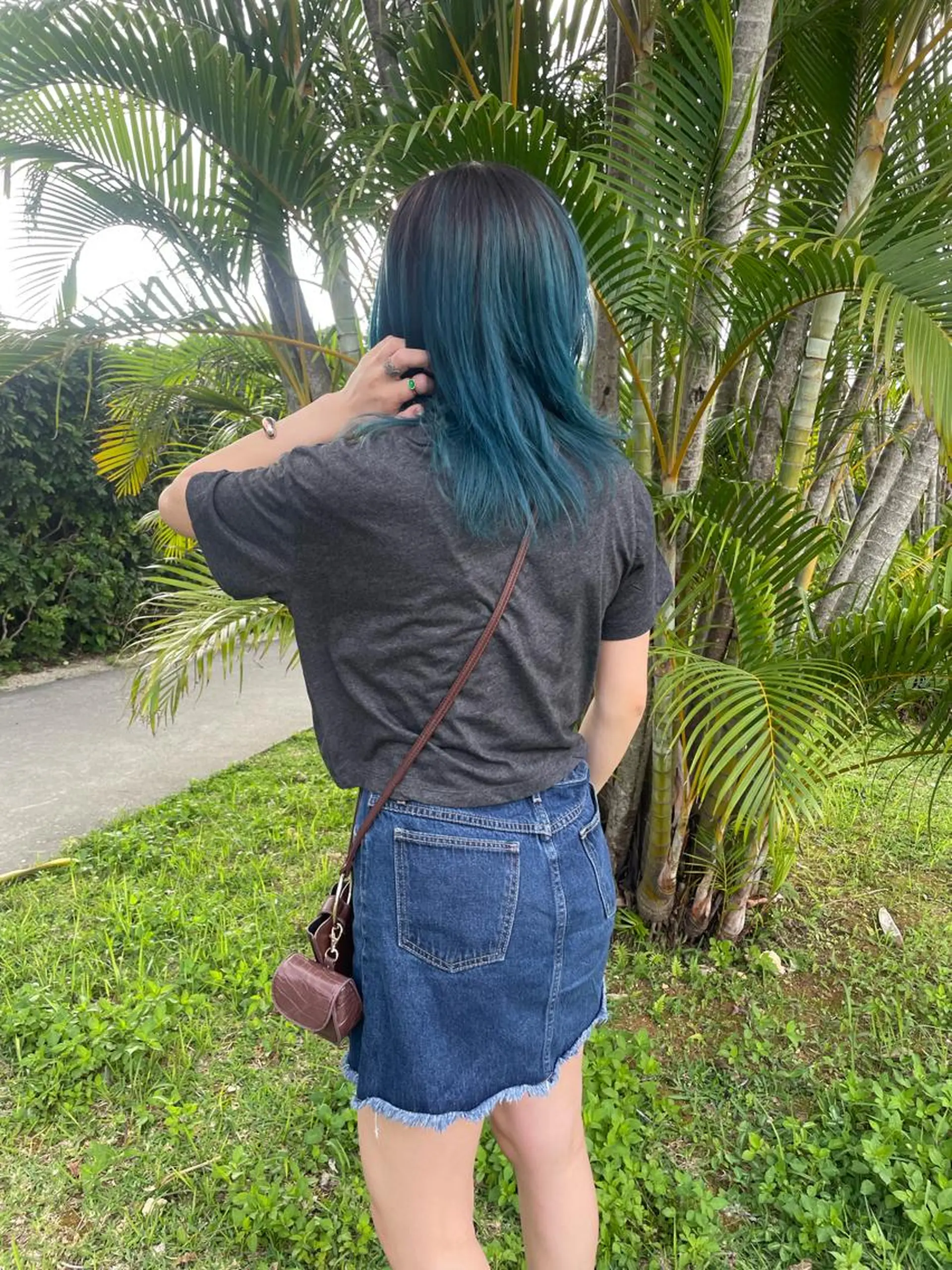 ミディアム カラー ブリーチ カット ヘアカラー トリートメント hen所属・心斎橋/レイヤー/ ブリーチ/モエのヘアスタイル