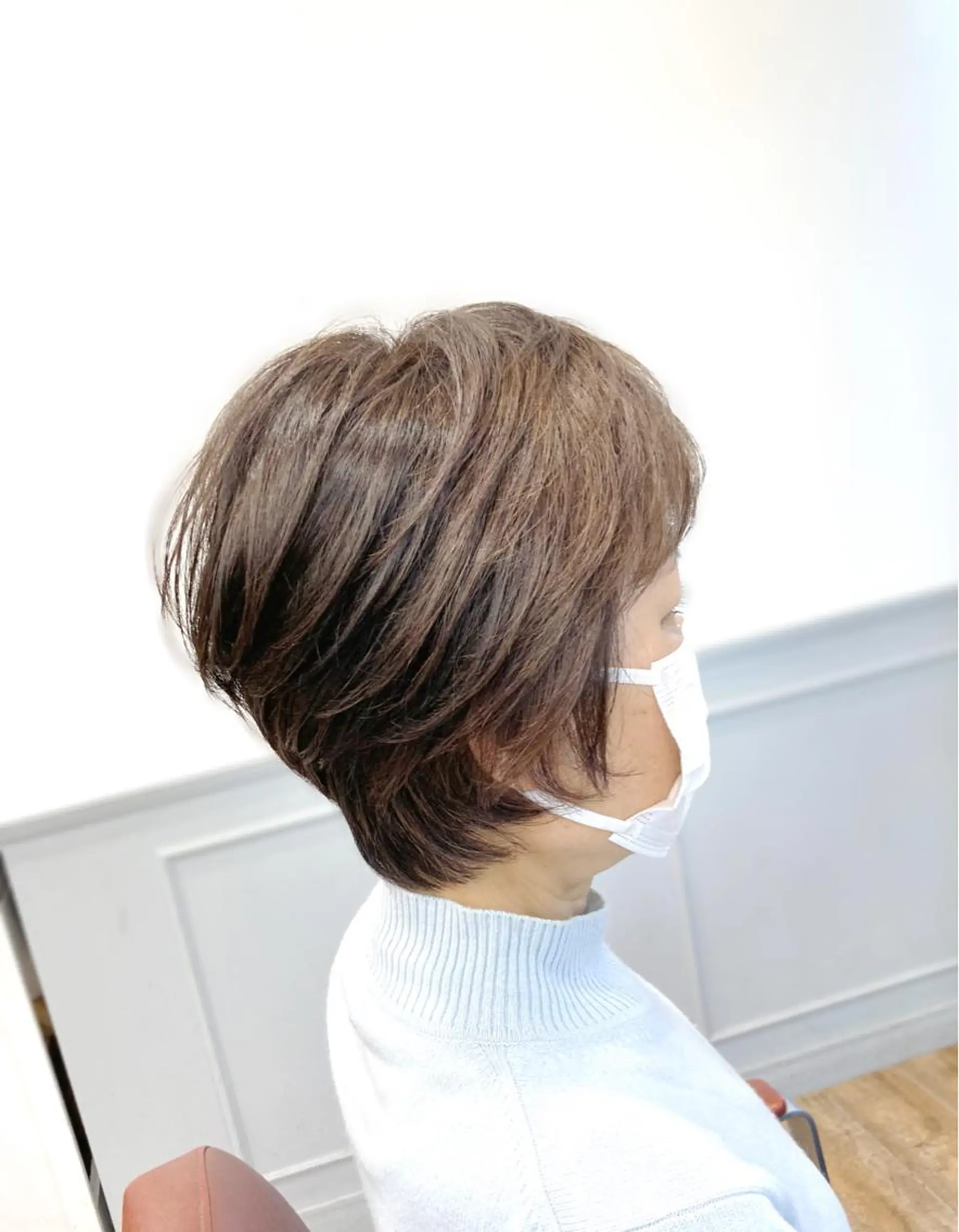 ショート カラー 菅原 綾のヘアスタイル