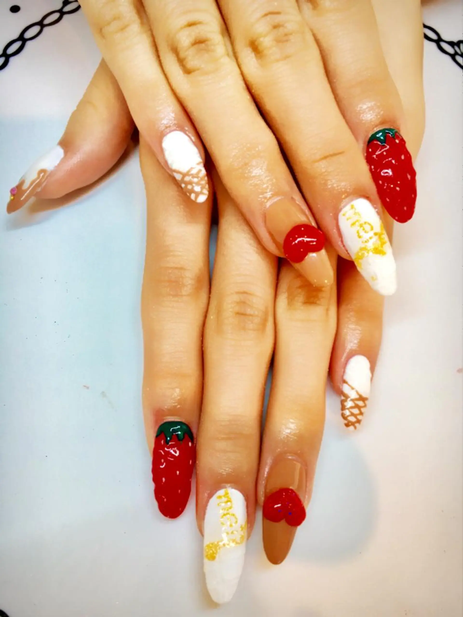 ロング ネイル ジェルネイル スカルプネイル nailsalon sugarr所属・nailist cocoのネイルデザイン