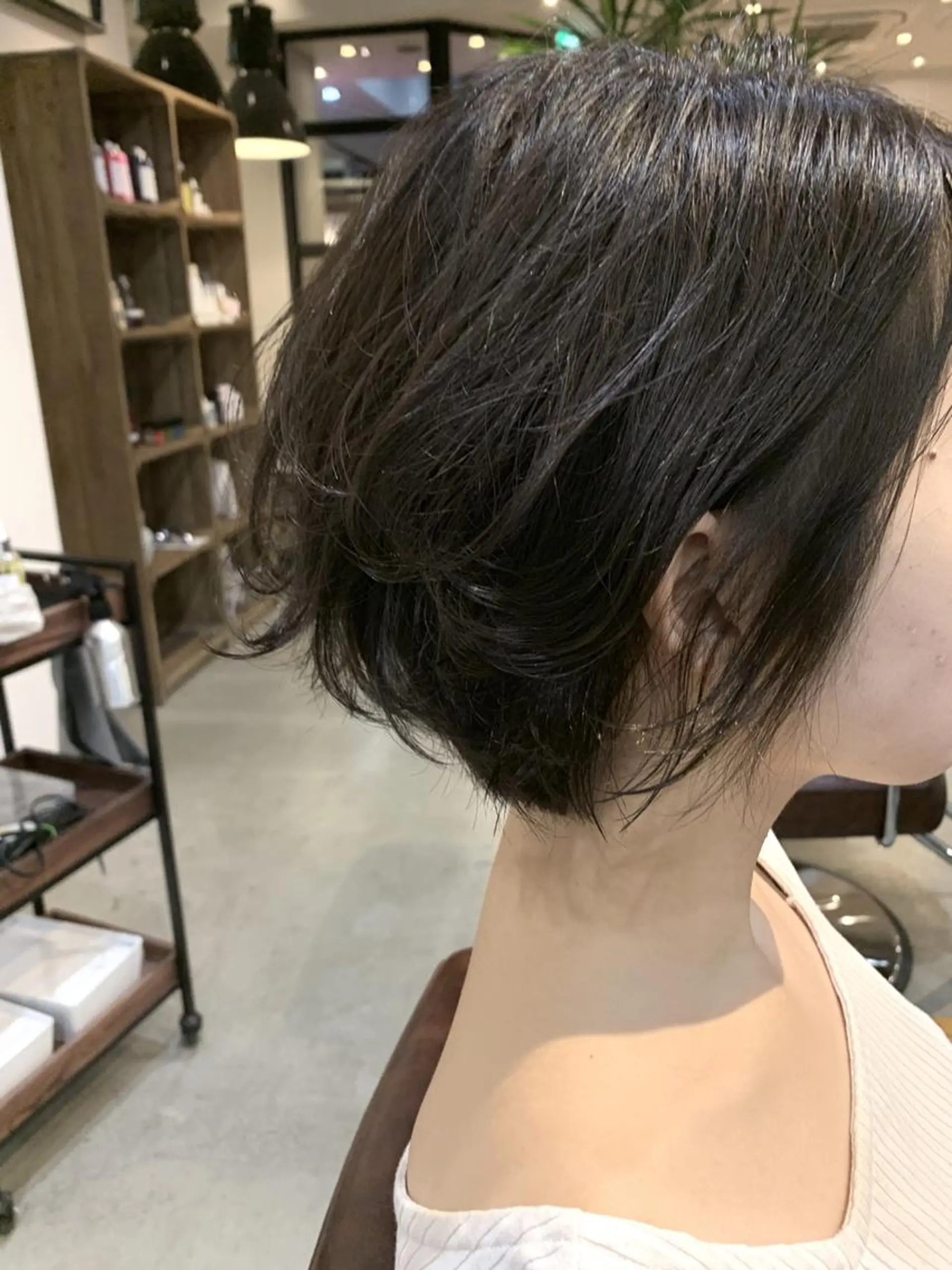 ショート カラー パーマ ヘアアレンジ メンズ キッズ ネイル マツエク・マツパ 中津No.1髪質改善 店長✨透ける暗髪のヘアスタイル