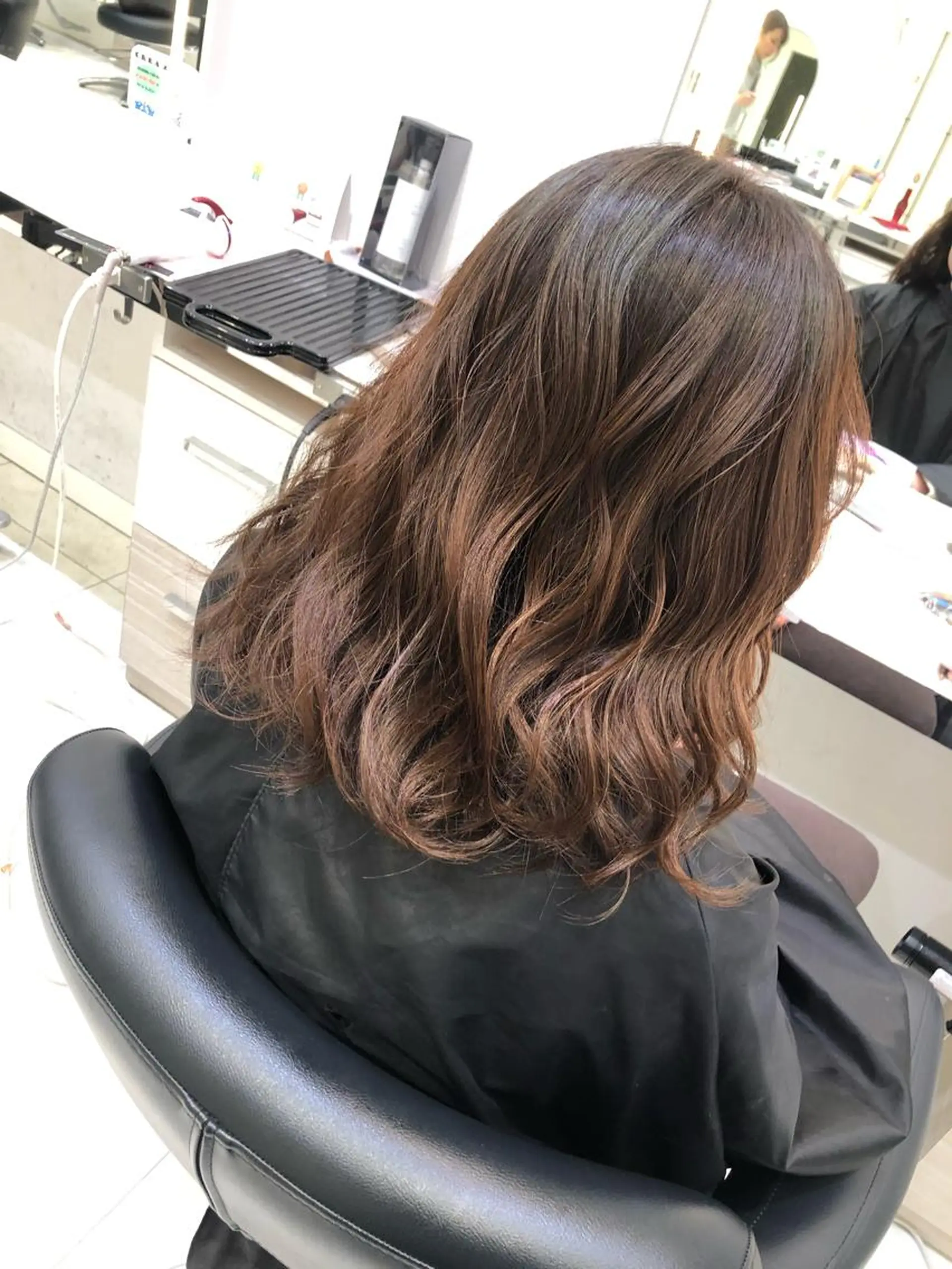 セミロング 岸 保奈美のヘアスタイル