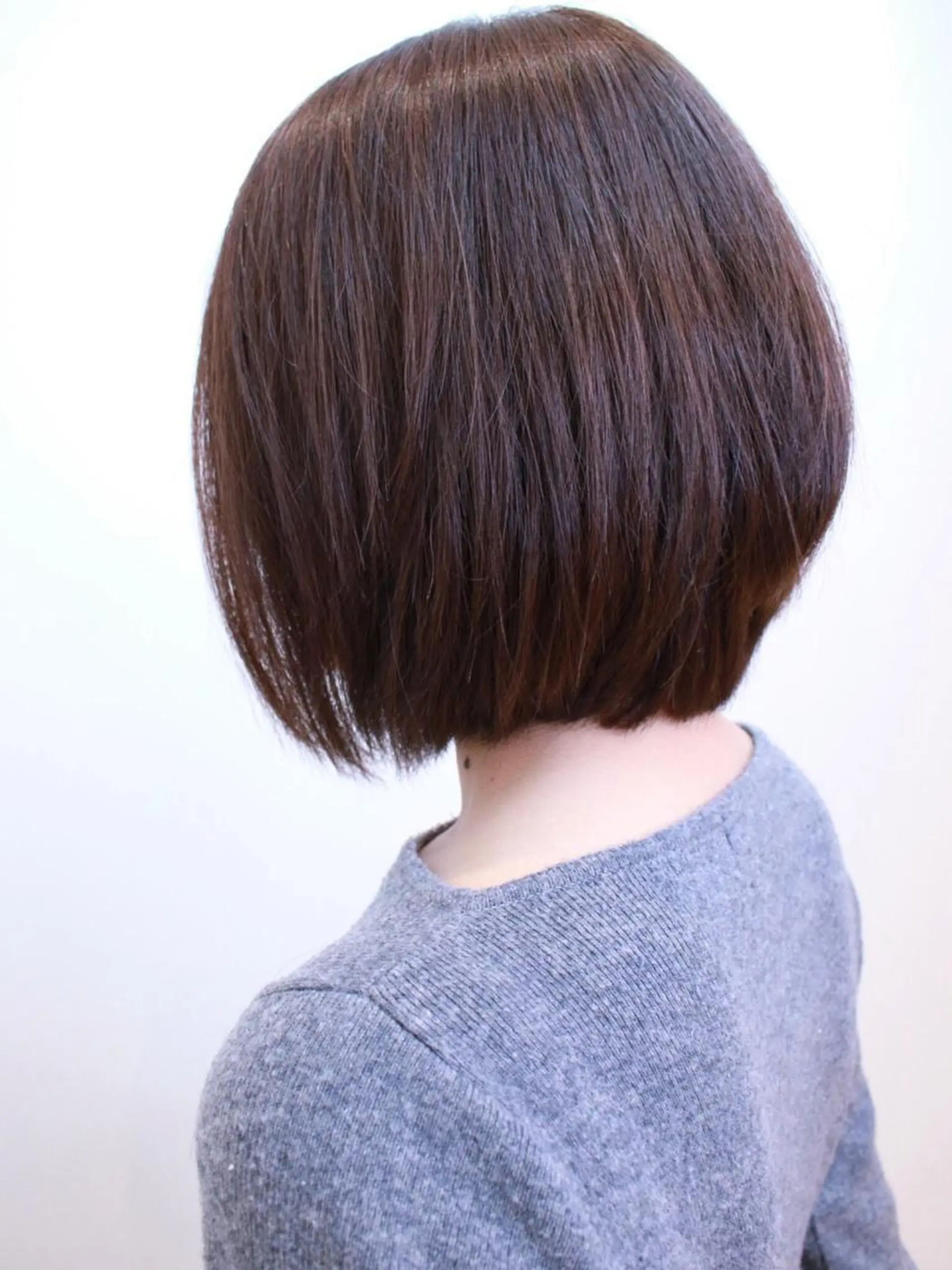 ショート カラー 湯浅 了一のヘアスタイル