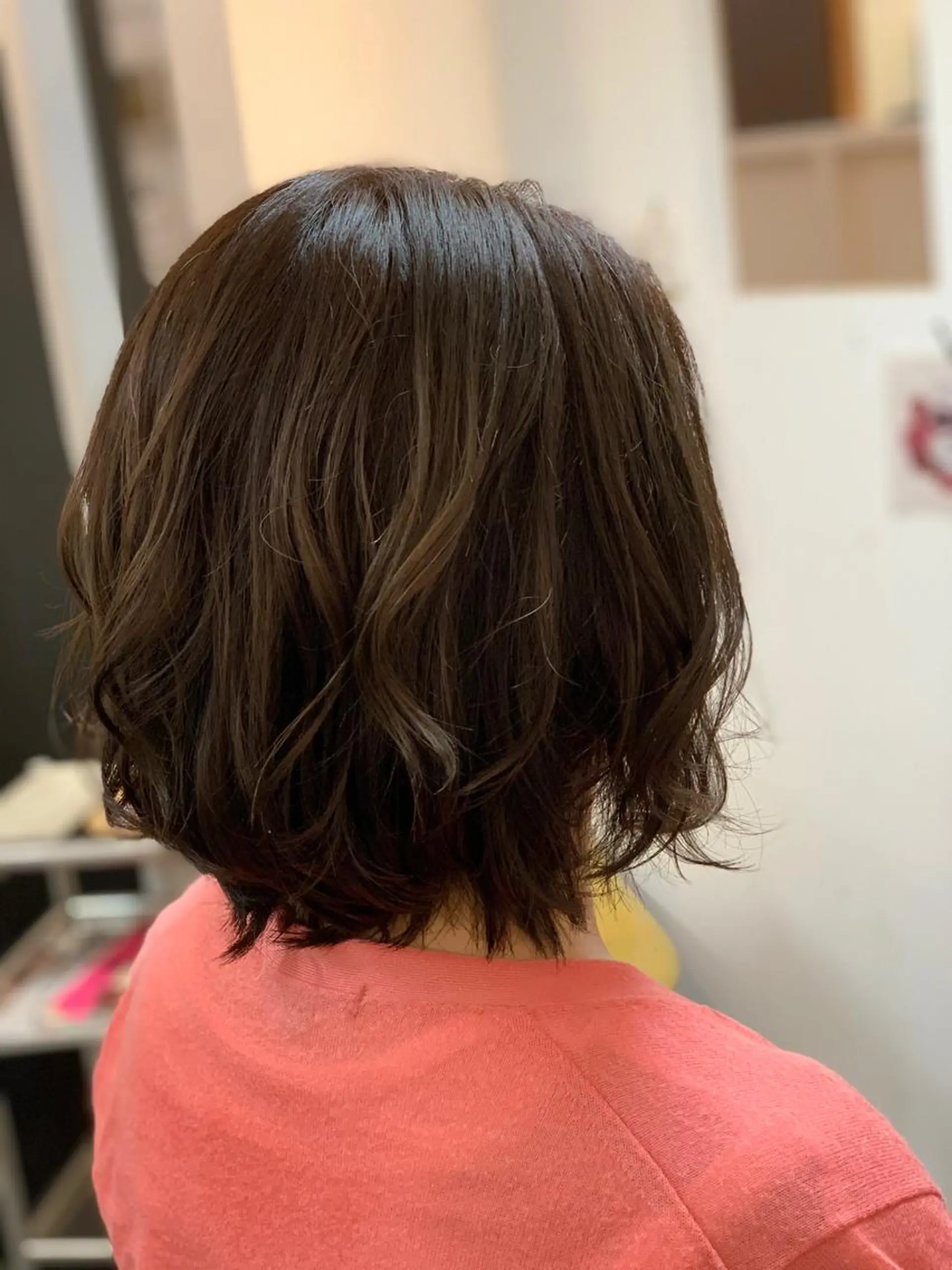 ミディアム カラー ハイライトカラー ハイライト トリートメント 門田 晴佳の眉毛・アイブロウイメージ