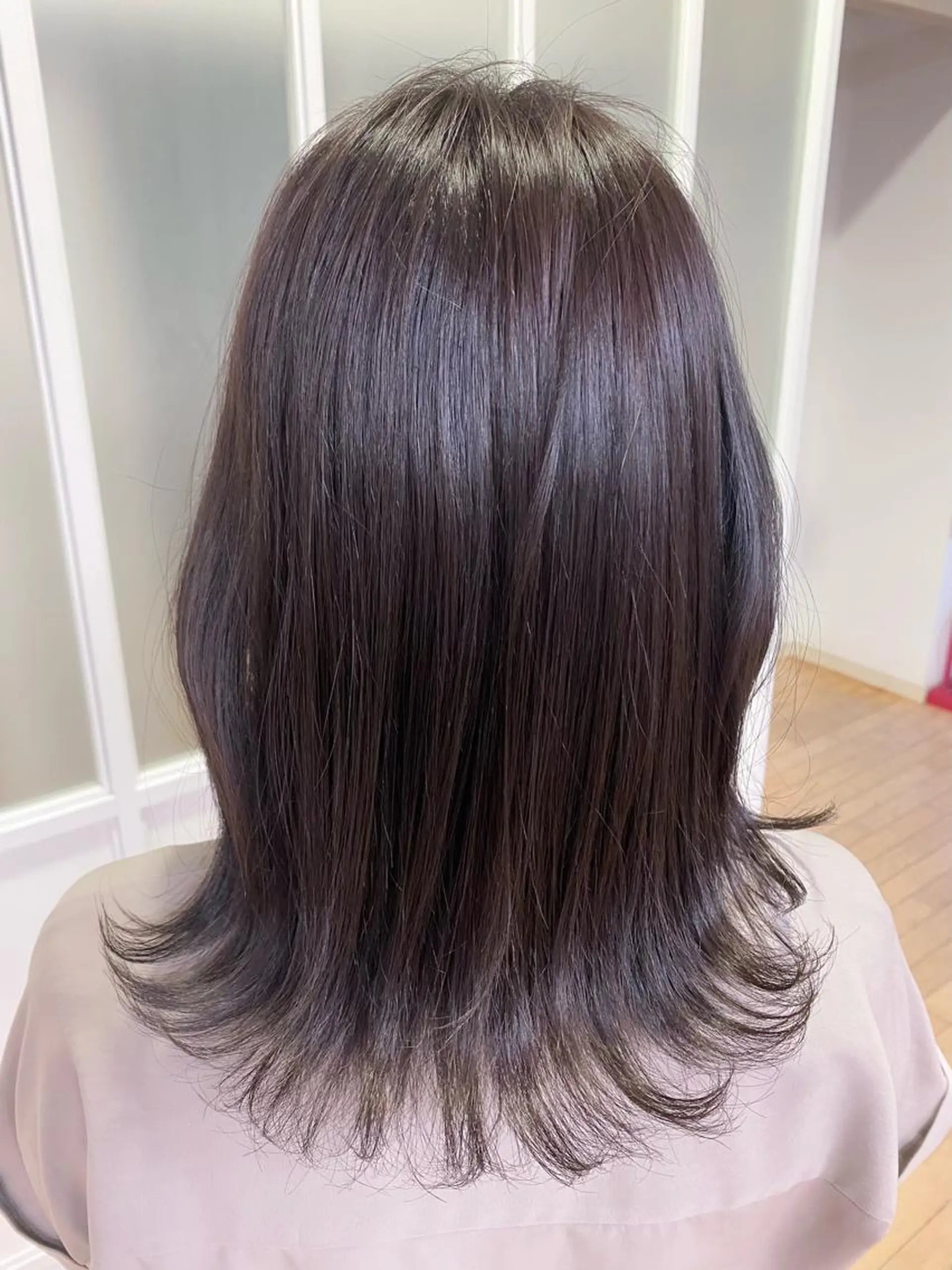 ミディアム カラー I's hair NUBOU所属・小守林 蘭のヘアスタイル