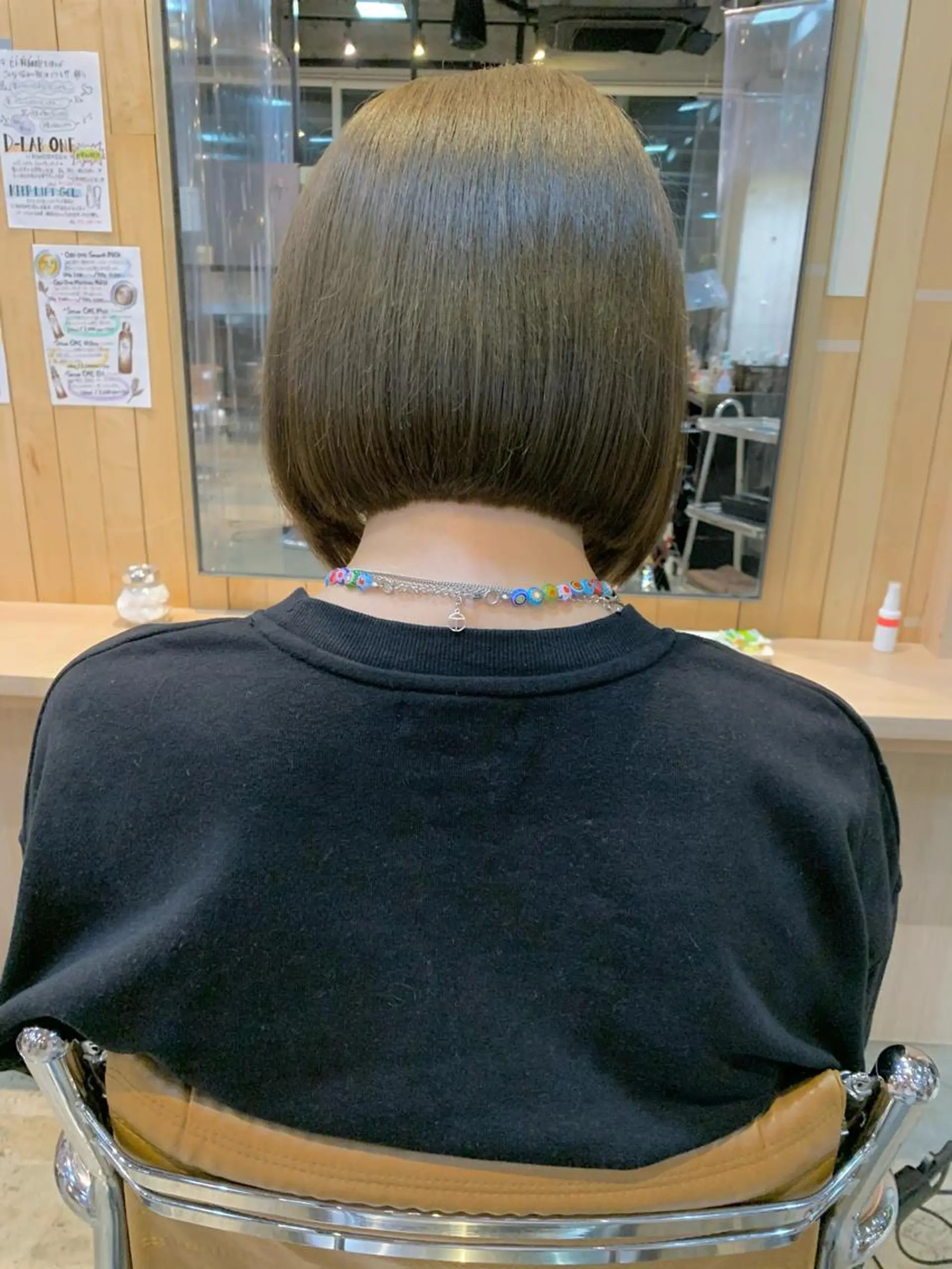 ショート カラー オリーブカラー ボブ SALOWIN表参道店所属・マンツーマン×半個室 まちだきょうすけのヘアスタイル