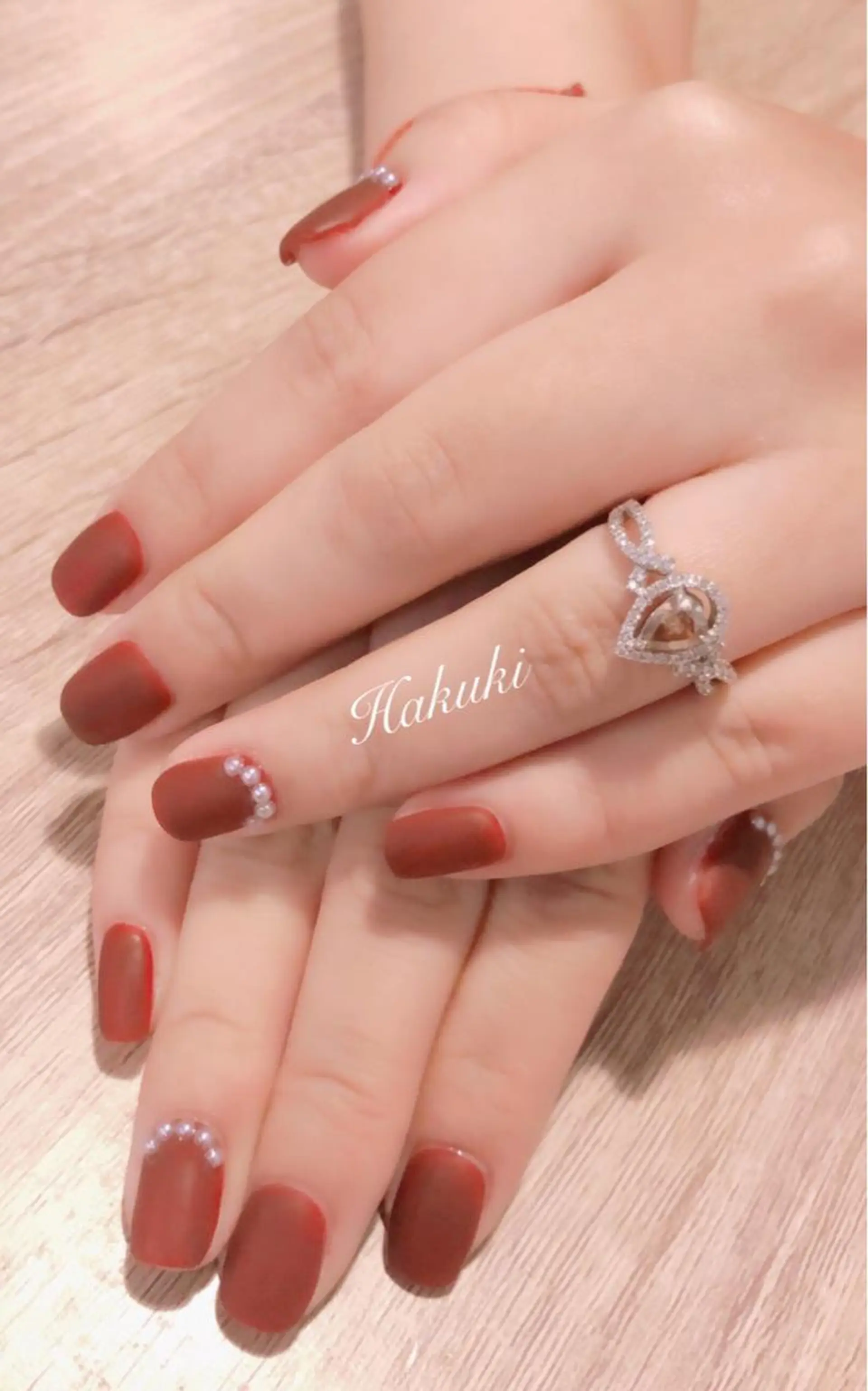 ネイル ハク キのネイルデザイン