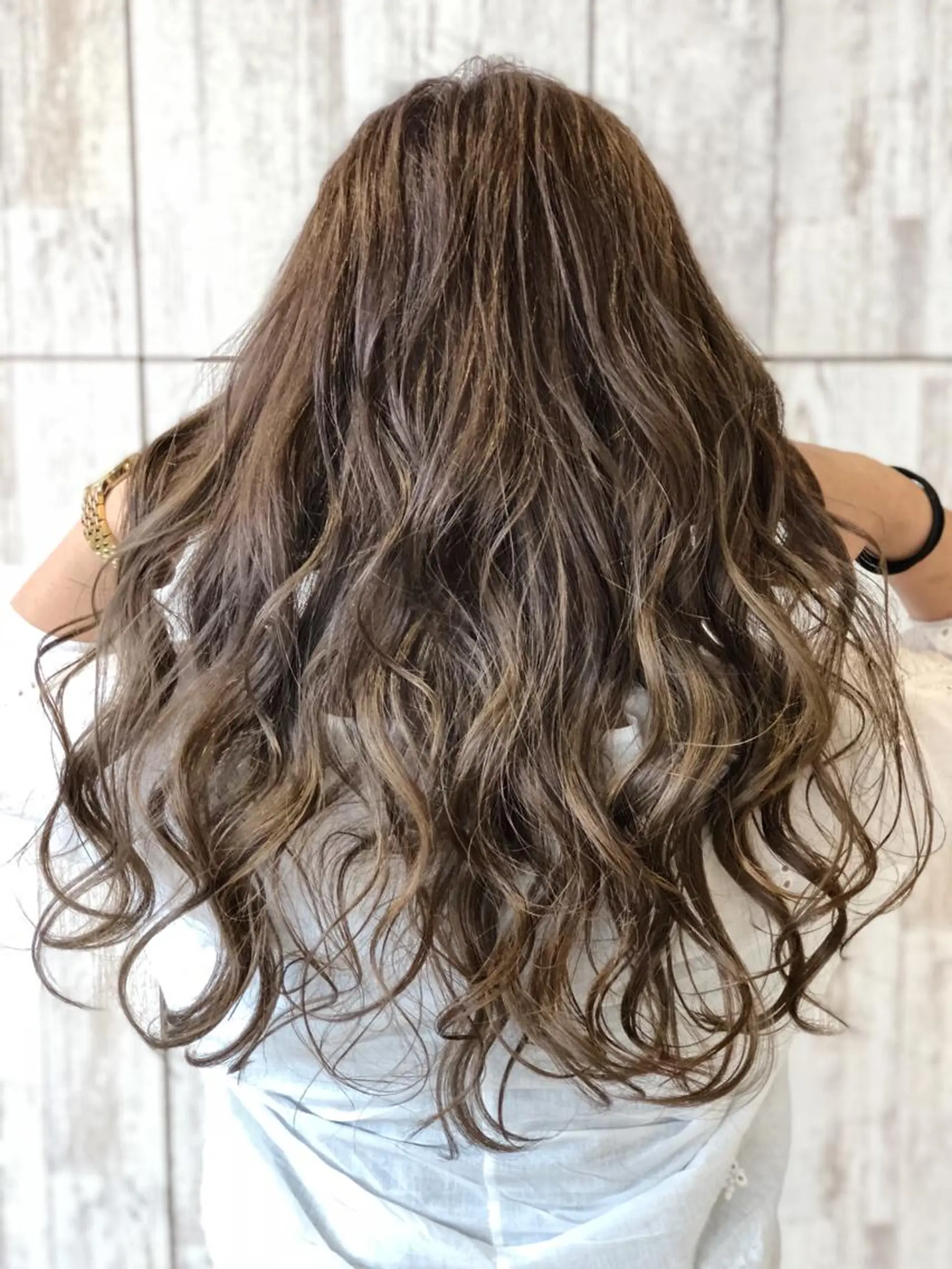 ロング カラー ネイル マツエク・マツパ ヘアカラー 白髪ぼかし/ 艶カラー🌿斎藤相慶のヘアスタイル