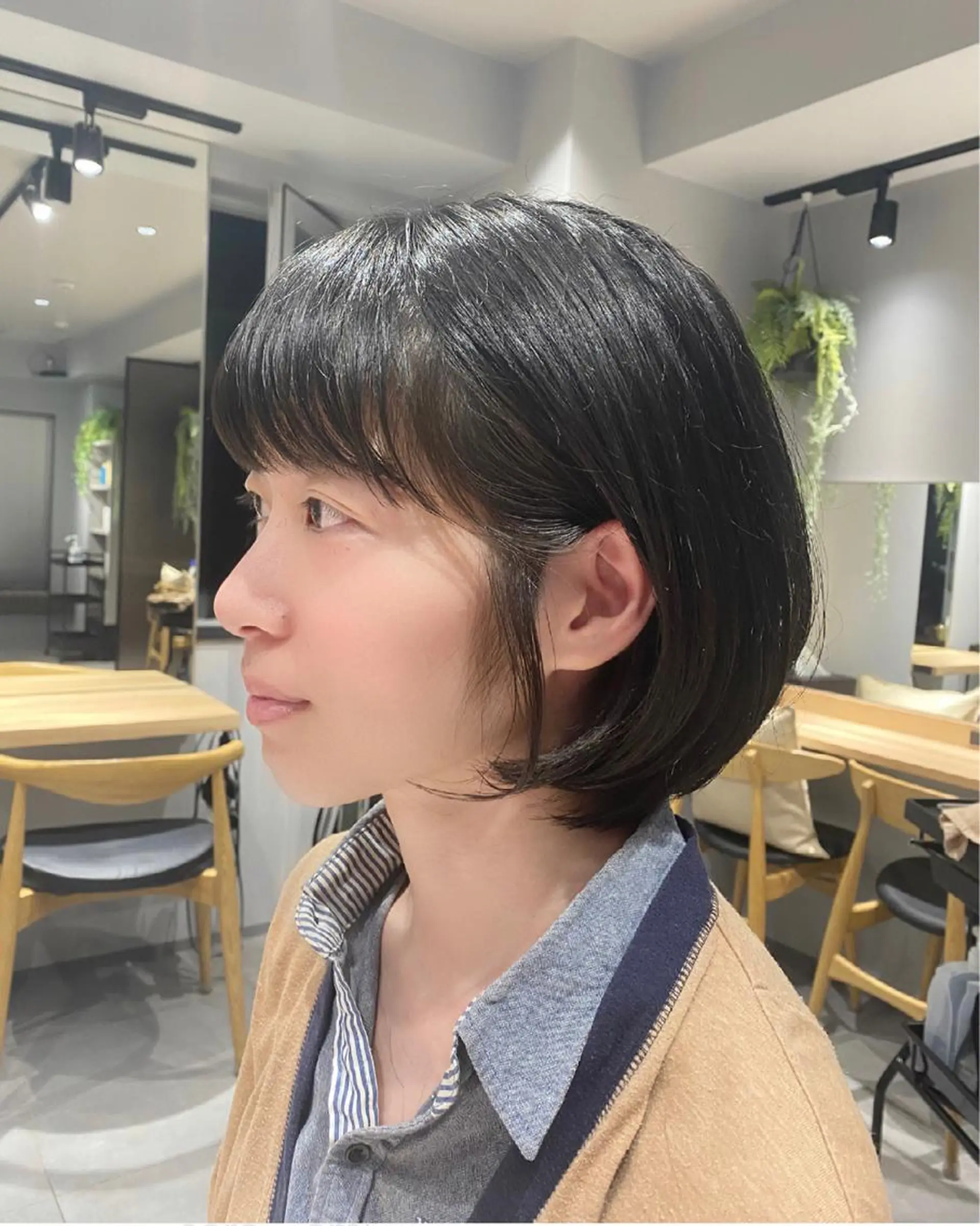 ショート カラー ショートボブ ボブ ショートヘア ボブ、ミディアム得意 🤍Emmy🤍のヘアスタイル