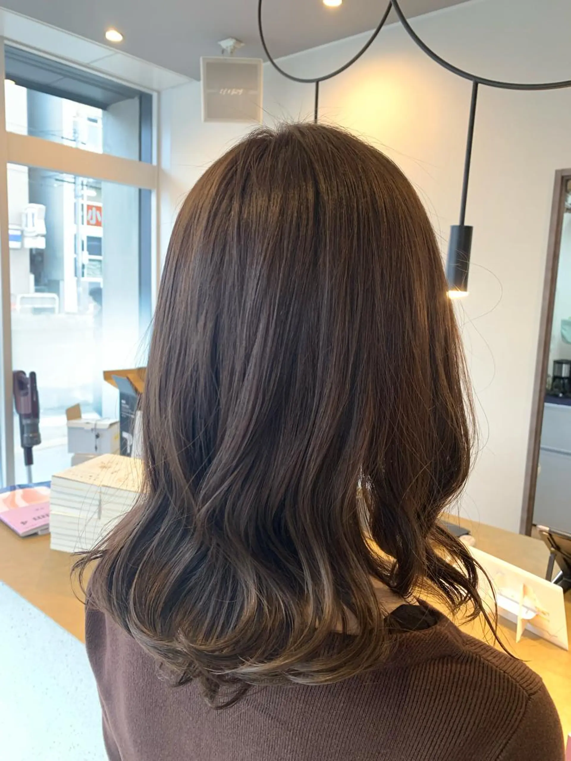 セミロング YUZA grow hair 【ユーザ グロウ ヘア】所属・縮毛矯正/似合わせ カット/伊藤はるかのヘアスタイル