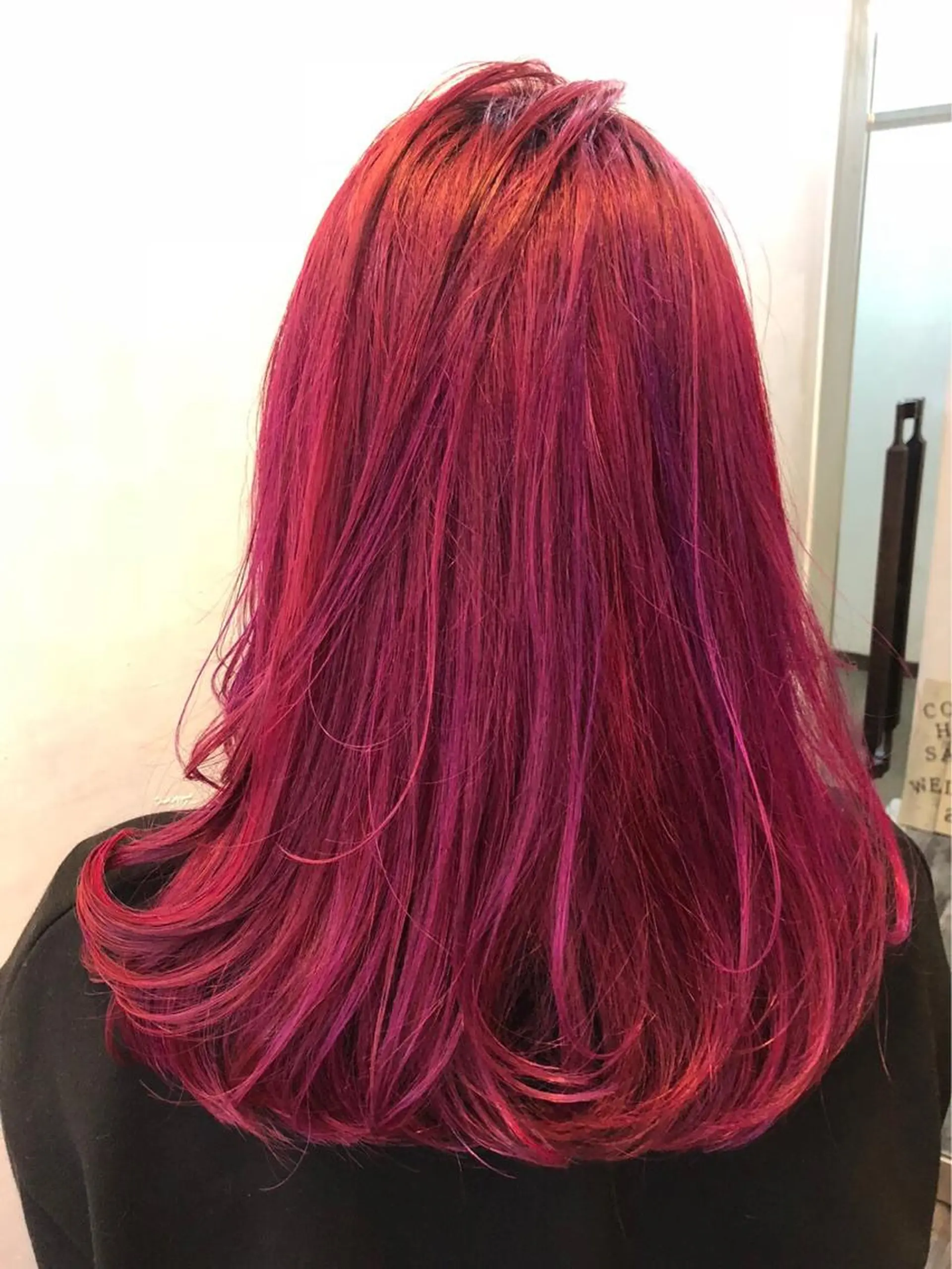 ロング カラー クオーレ hairのヘアスタイル