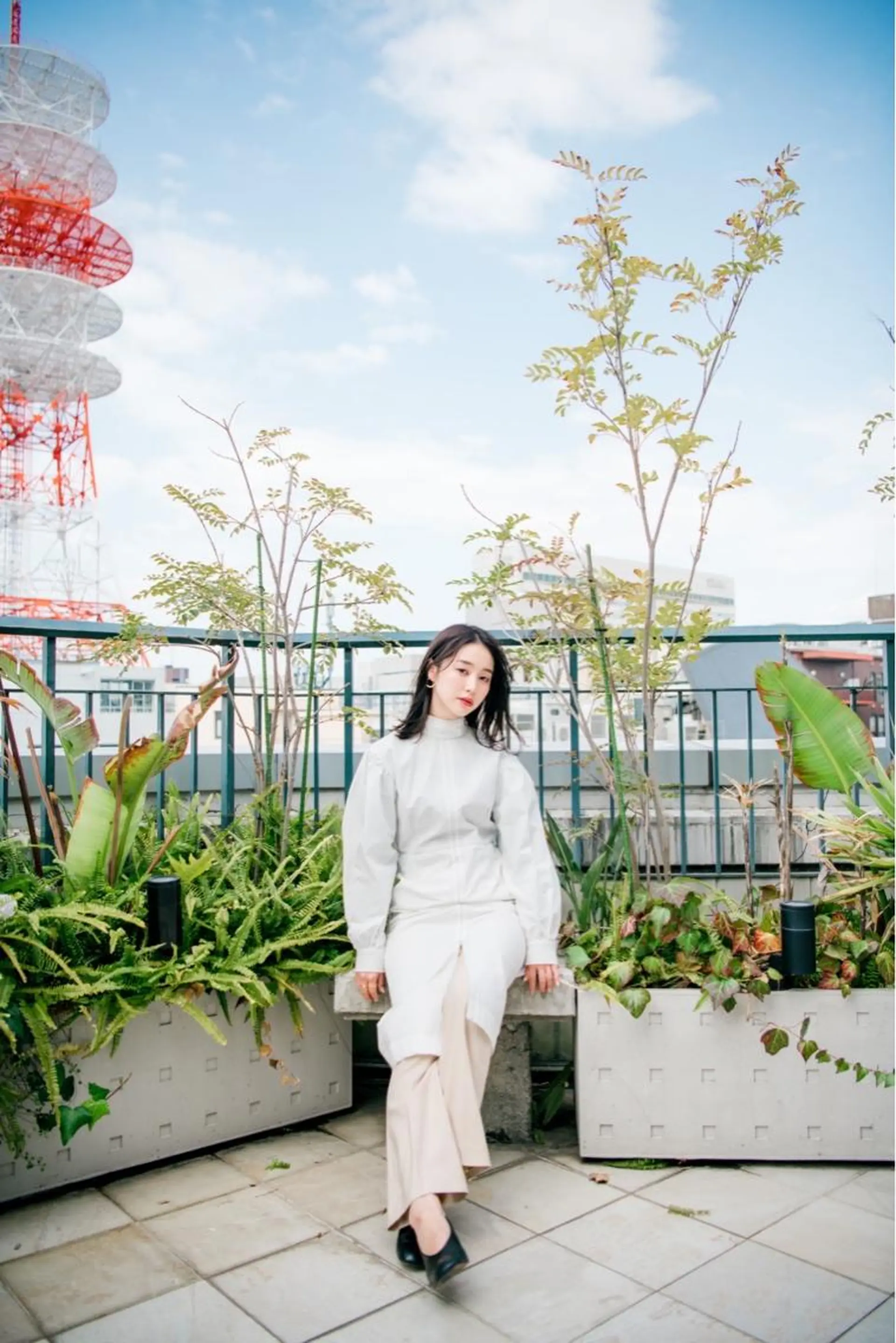 ミディアム パーマ THE DAY所属・AKI HASHIMOTOのヘアスタイル