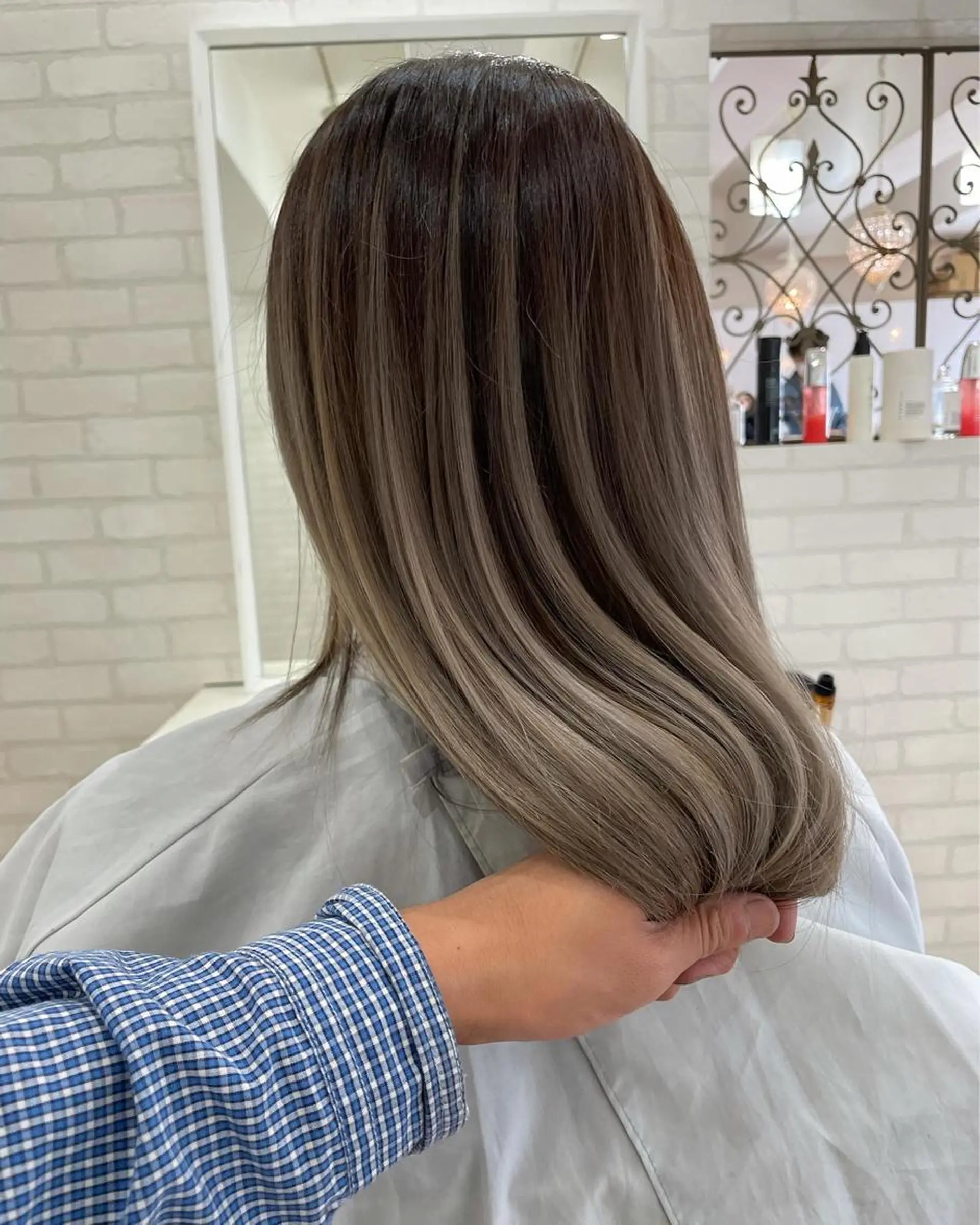 ロング カラー バレイヤージュ レイヤーカット ヘアカラー トリートメント Tao所属・藤川 大智のヘアスタイル