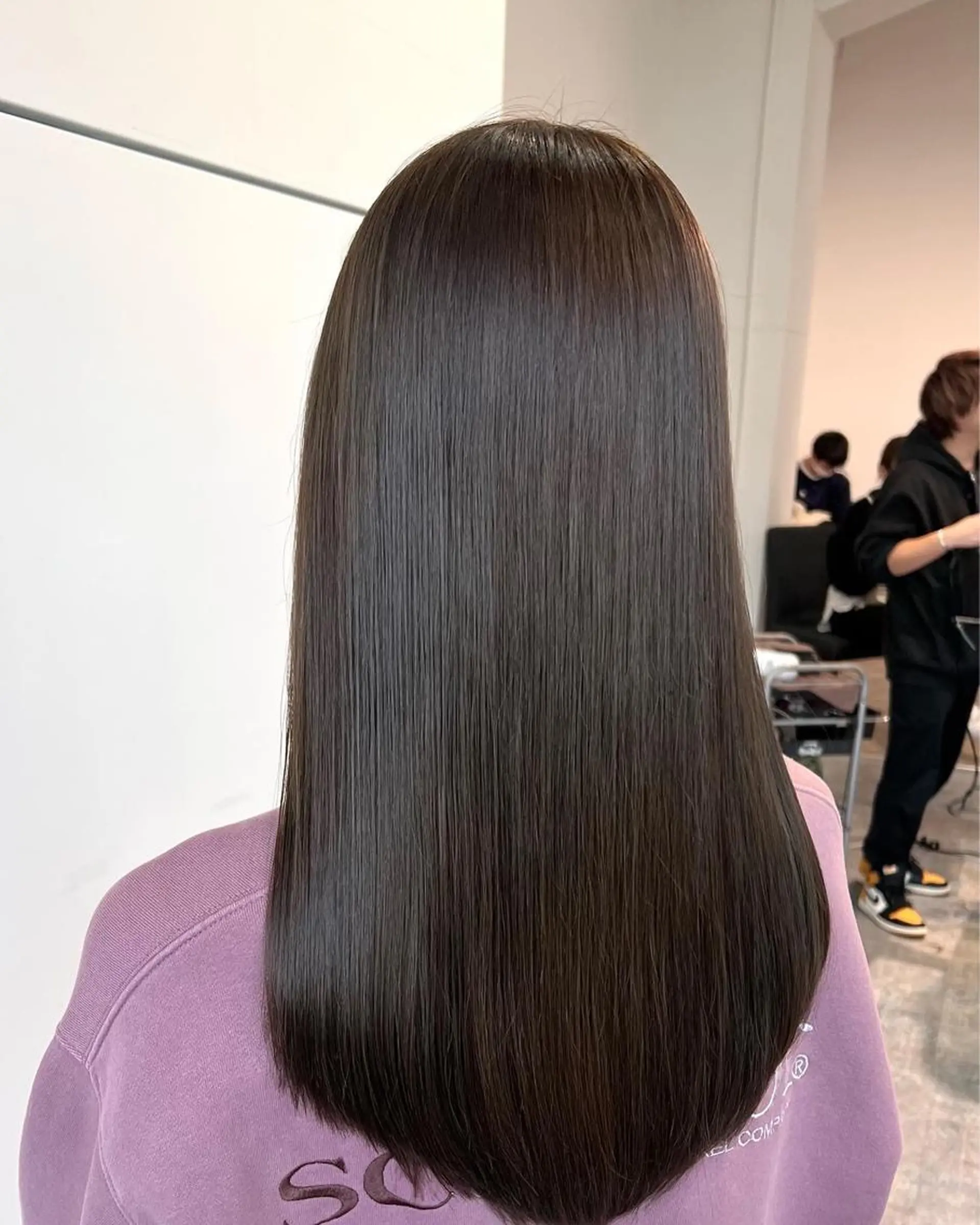 ロング カラー 🌈re-room EIKI🇰🇷のヘアスタイル