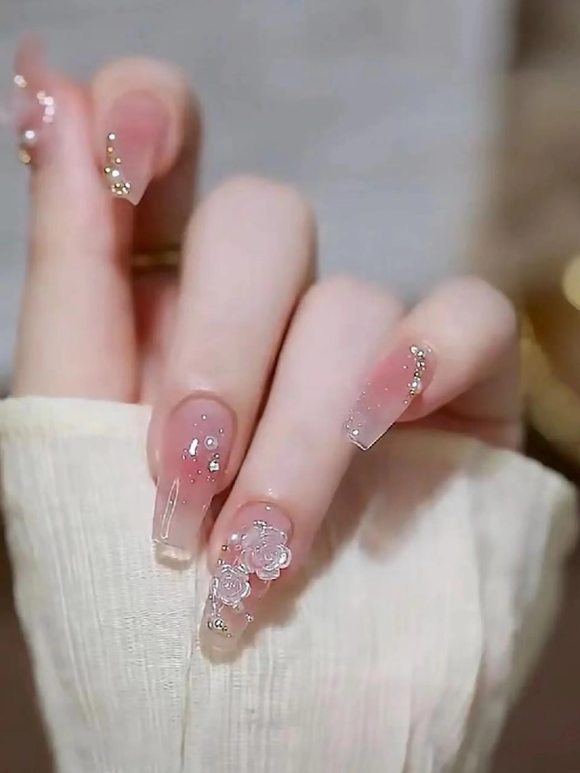 ネイル THE　ONE栄店所属・Theone栄店 川原のネイルデザイン