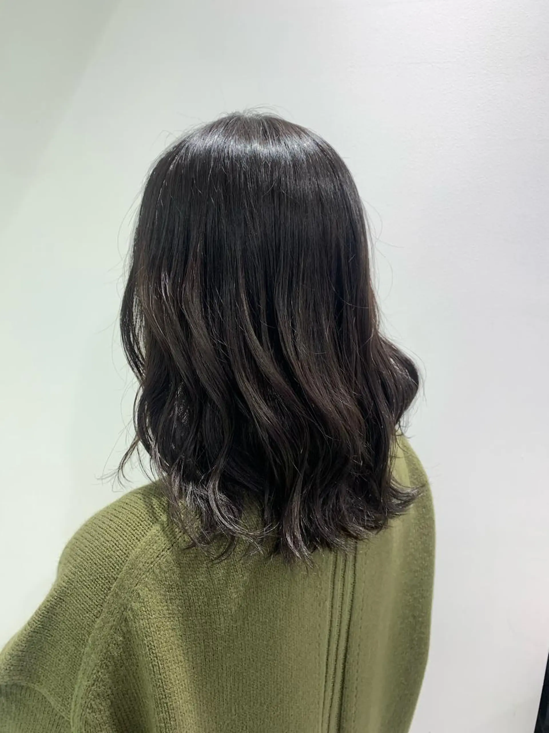 セミロング カラー パーマ ヘアアレンジ ネイル マツエク・マツパ 韓国風ベージュ🤎 赤みなし🌿横浜🤎のヘアスタイル