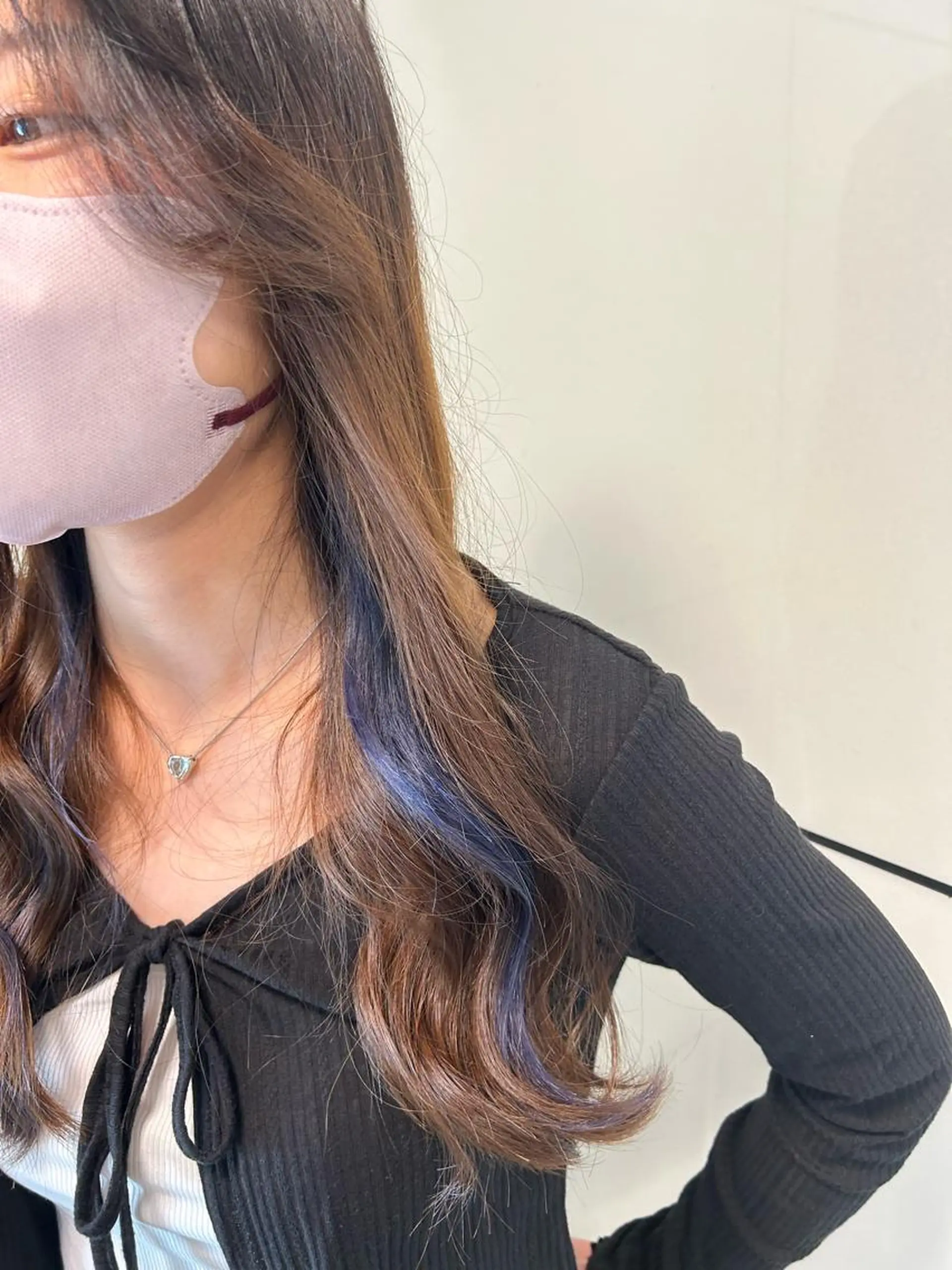 ロング カラー ブリーチ ケアブリーチ デザインカラー ダブルカラー イヤリングカラー メンズスタイル Hitomi🐶のヘアスタイル