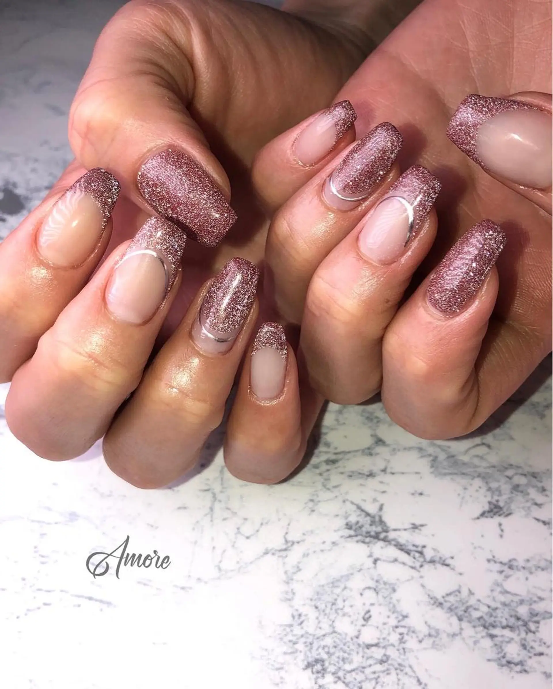 ネイル ジェルネイル 氷ネイル・うるうるネイル マグネットネイル ミラーネイル ニュアンスネイル You kyehwaのネイルデザイン