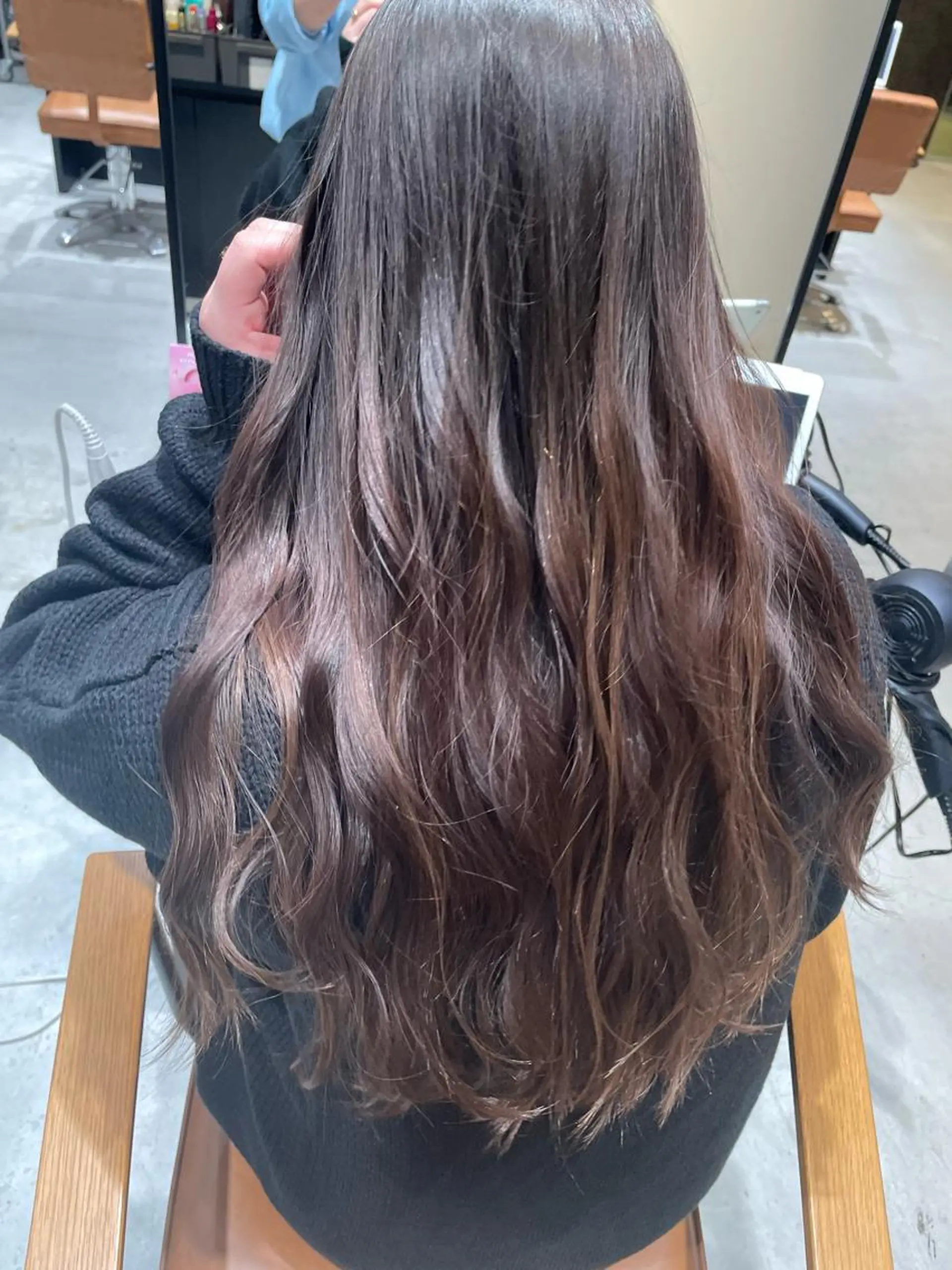 ロング カラー ヘアアレンジ メンズ 寺西 恵🪡🤍のヘアスタイル