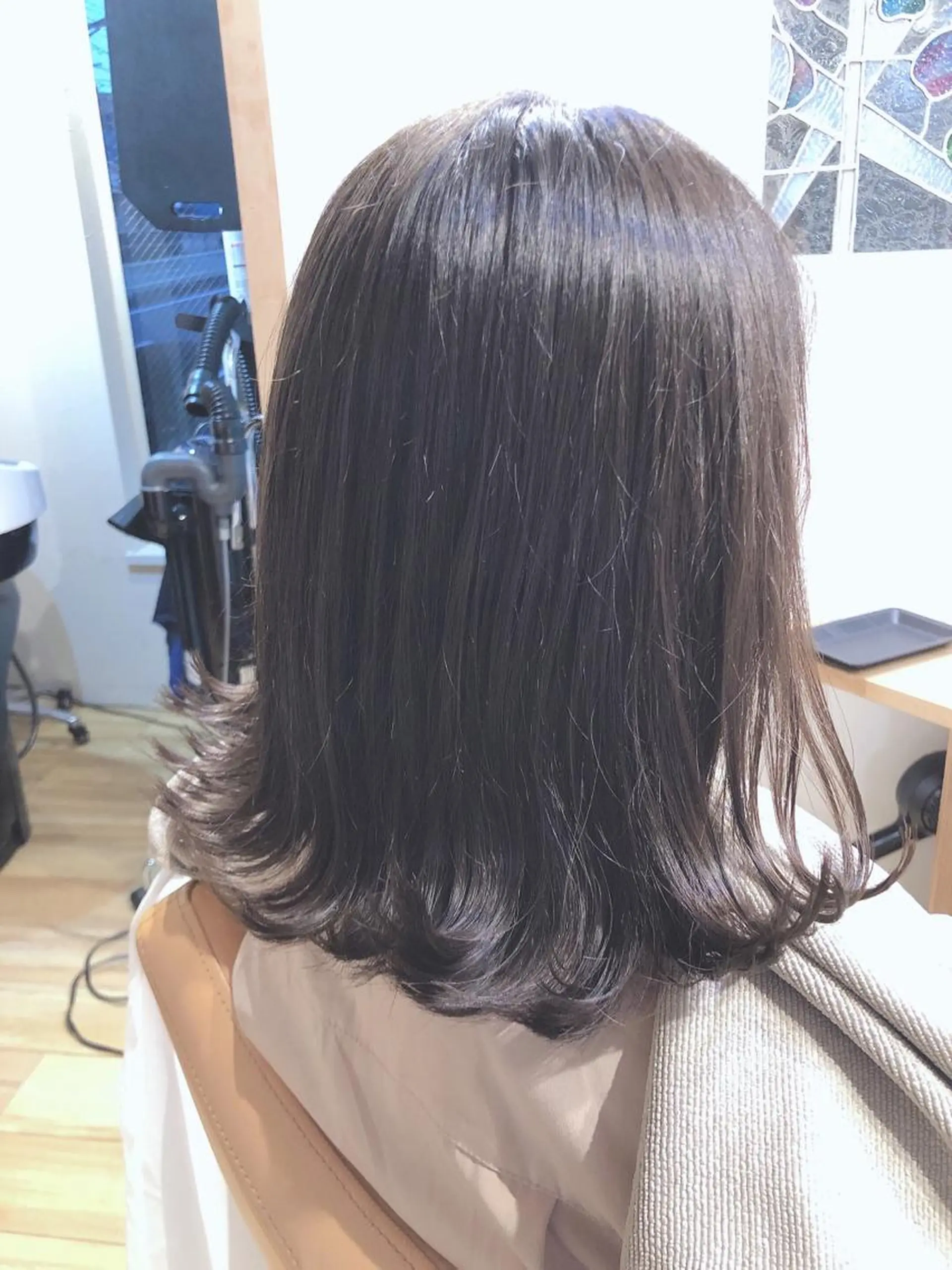 ミディアム 浅草 nia SUGIURAのヘアスタイル