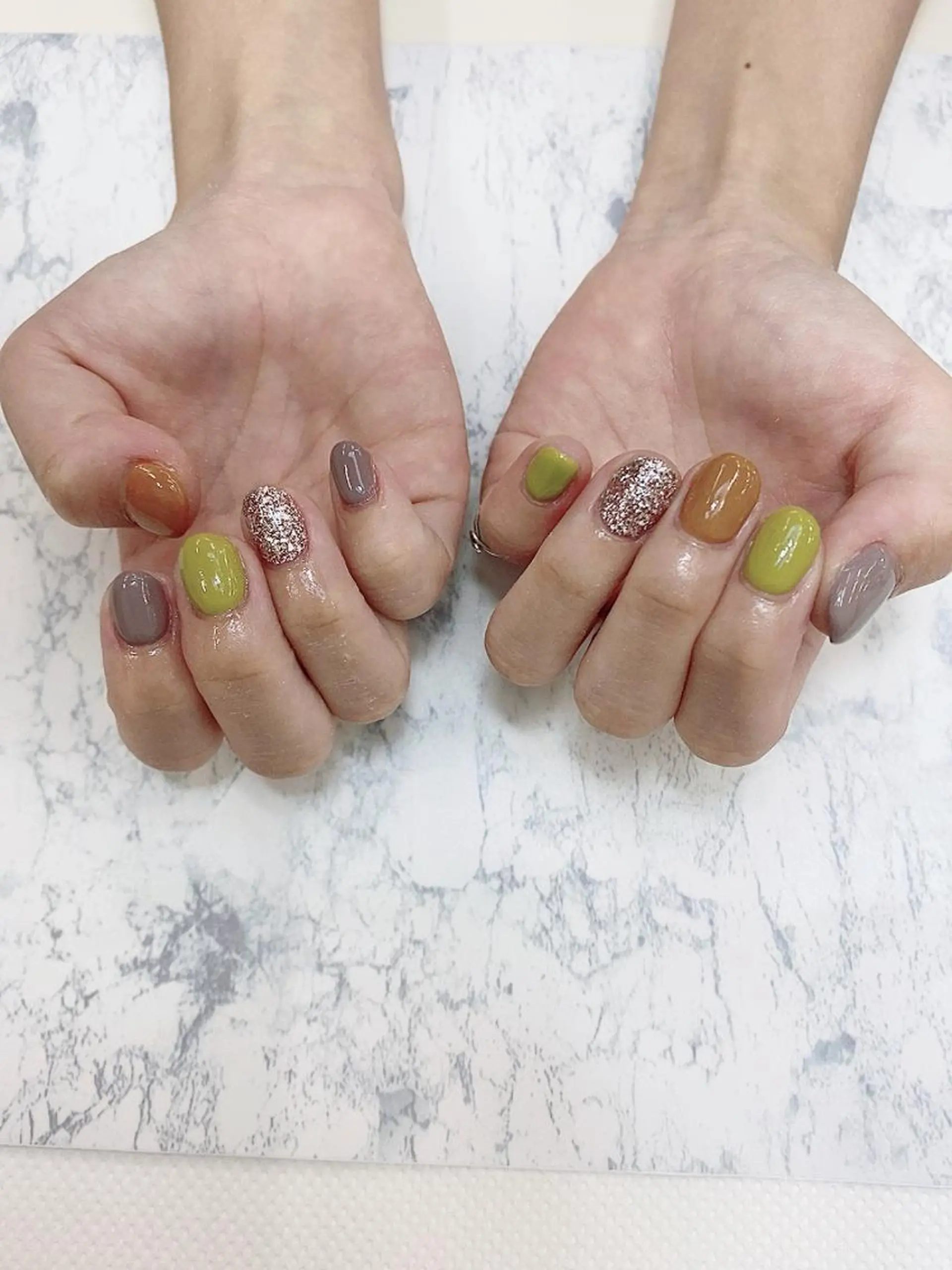 ネイル マックスケリー梅田店所属・佐橋 友美のネイルデザイン