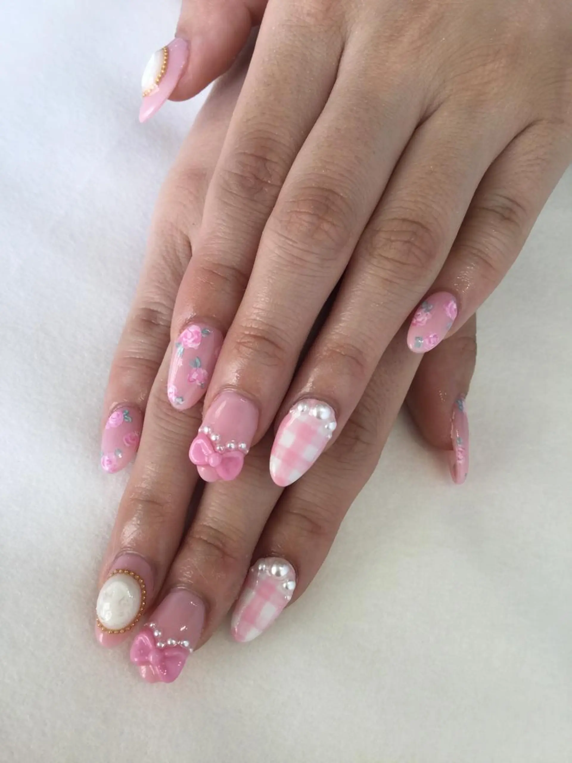 ネイル 💎🐰 saki. m 🐰💎のネイルデザイン