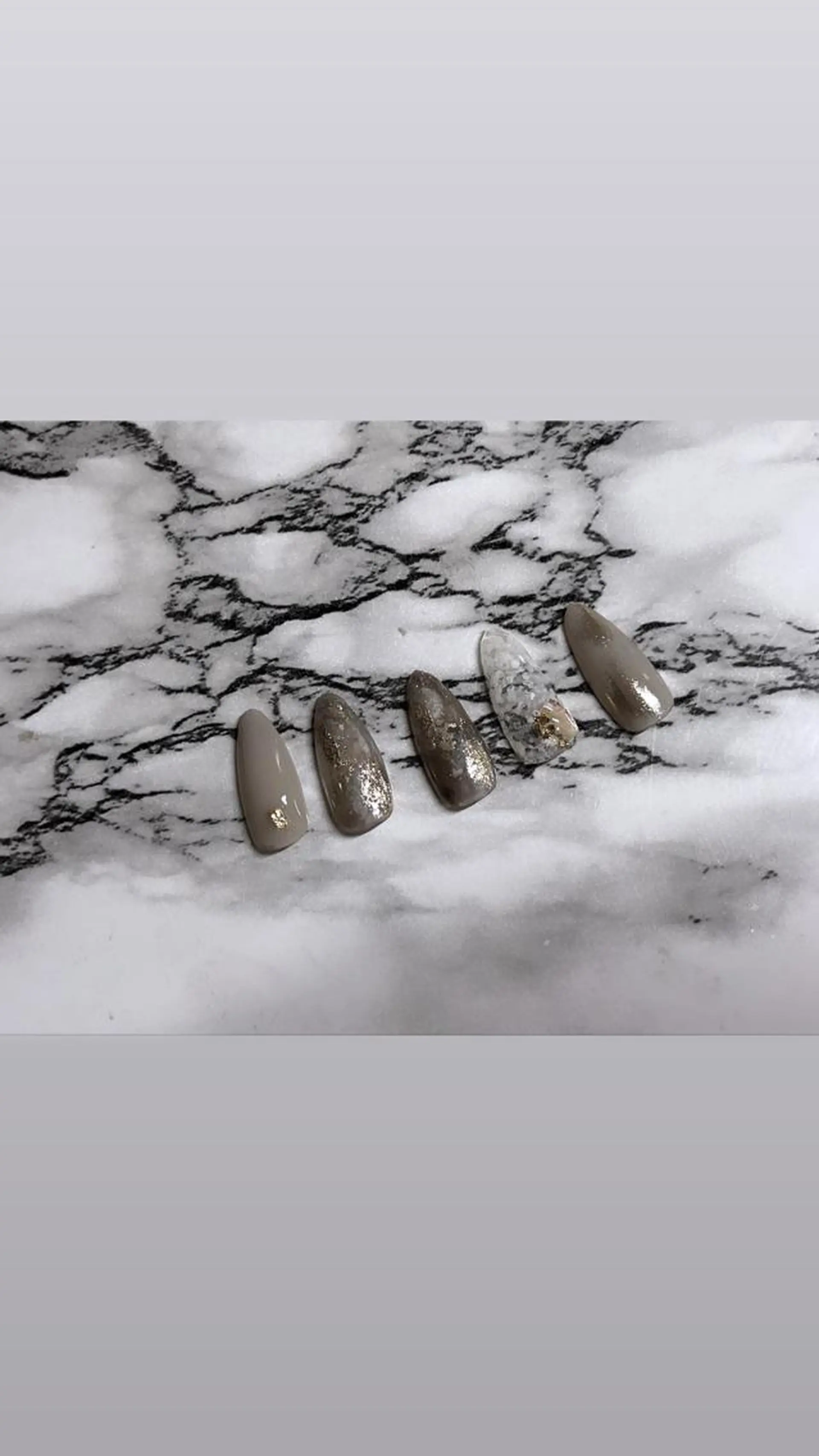 ネイル ニュアンスネイル MIKA ♡のネイルデザイン