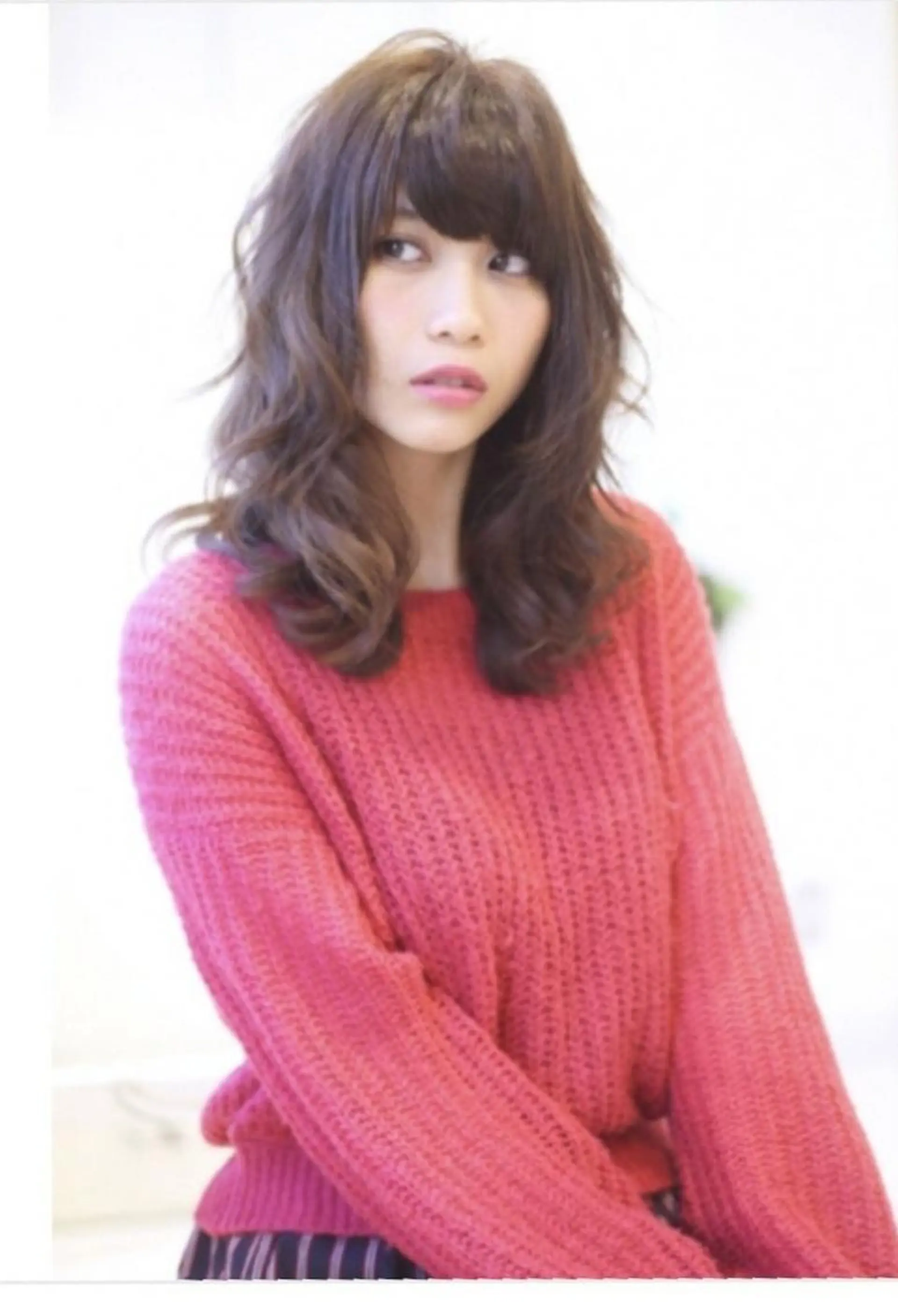 セミロング SALOWIN神宮前五丁目店所属・🇰🇷韓国風艶髪✨ 髪質改善 倉岡しおんのヘアスタイル