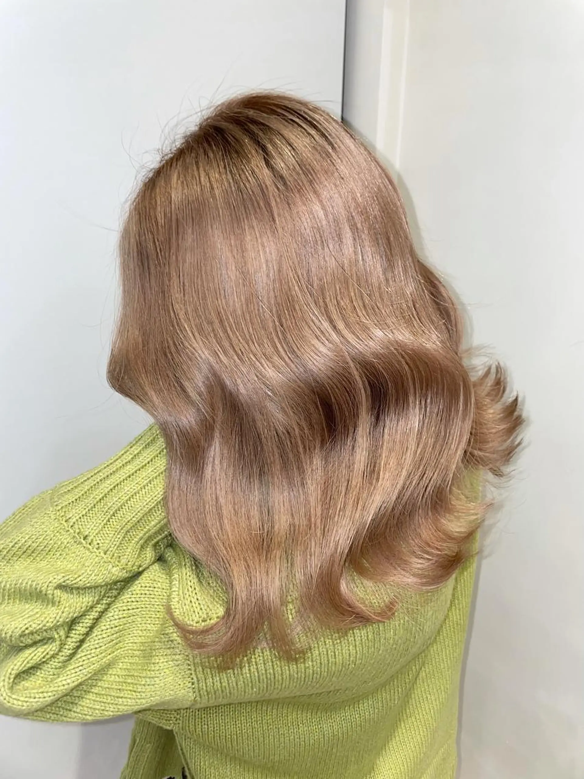 ロング カラー ブリーチ ブロンド ケアブリーチ matiz マティス　表参道所属・💙アンブレラカラー 髪質改善　丸尾】のヘアスタイル