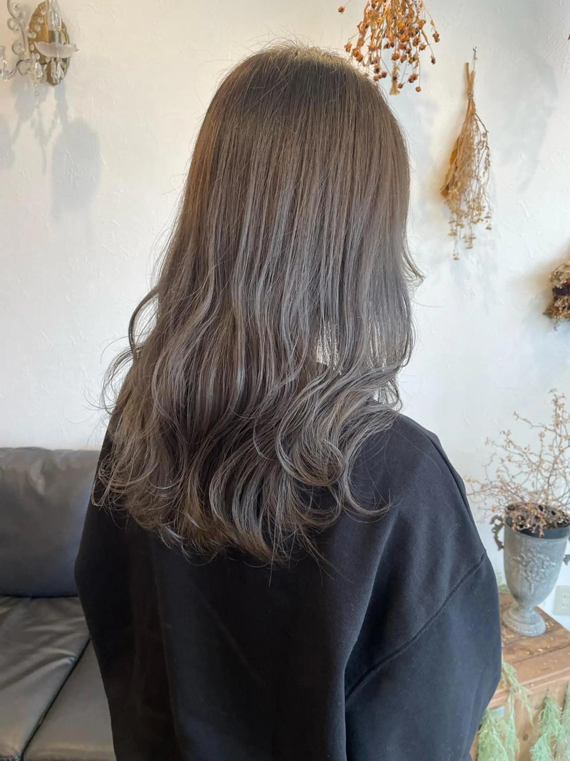 ロング カラー ブリーチ グレージュ ヘアカラー m ā l o.🌷 サカモトマイコのヘアスタイル