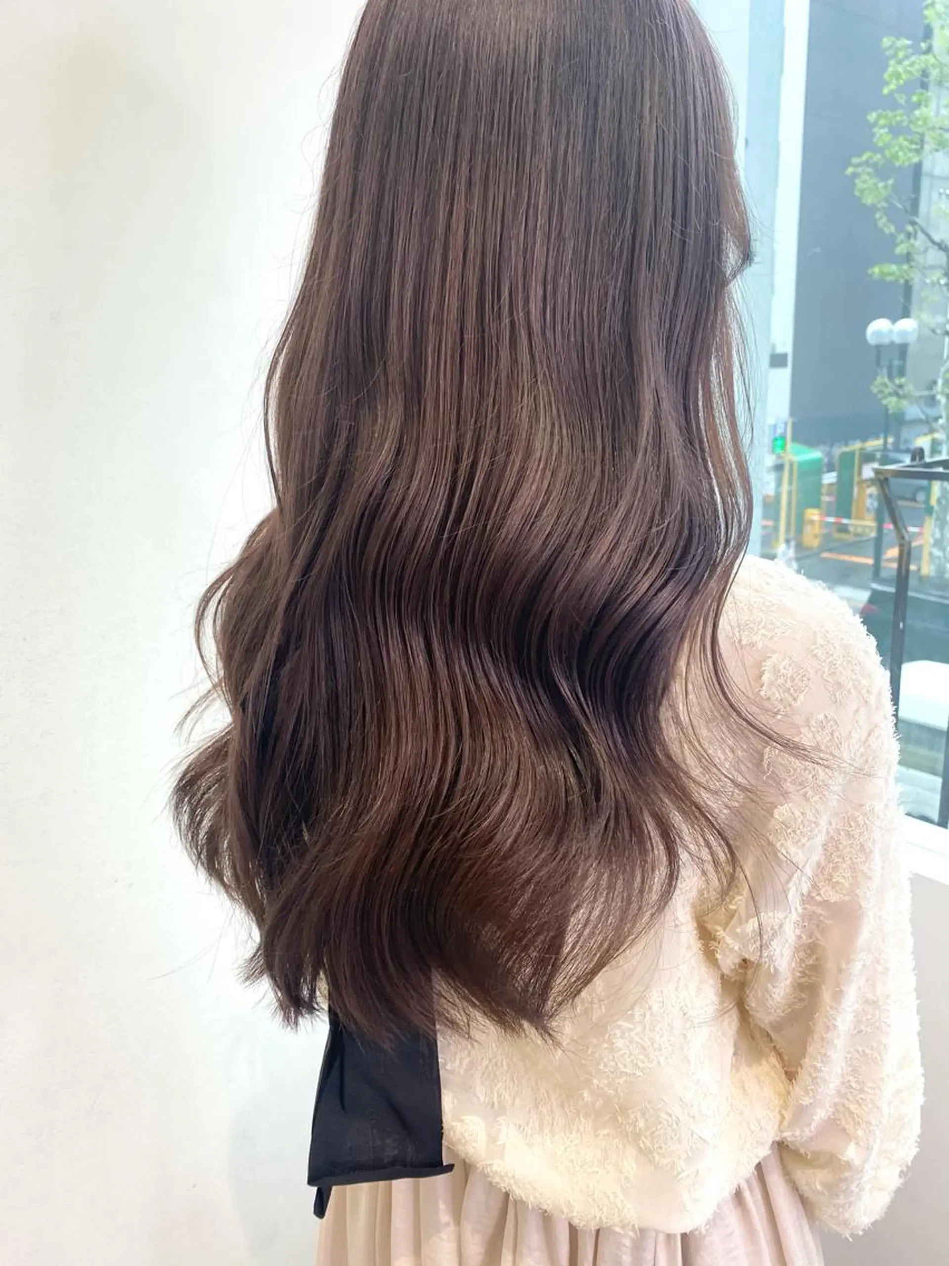 ロング カラー 伊藤 美奈穂のヘアスタイル