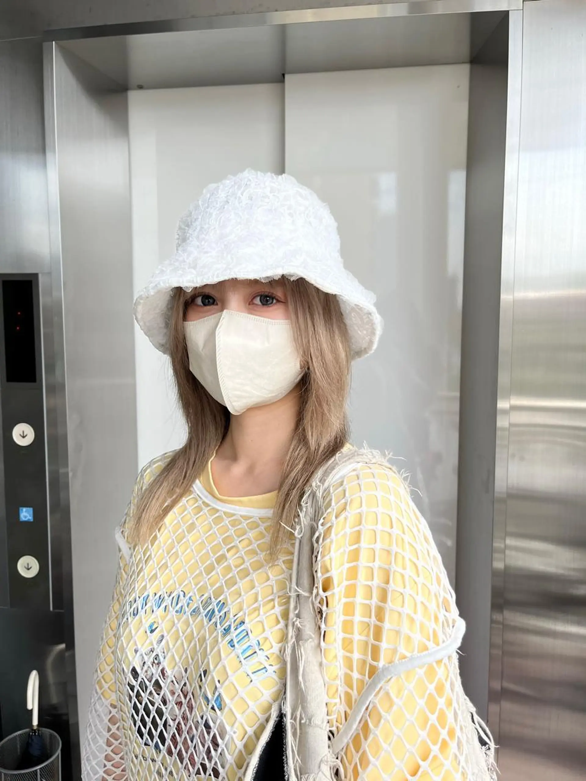 カラー ベージュカラー ブリーチ the OSCAR所属・韓国ヘアスタイリスト Harukaのヘアスタイル