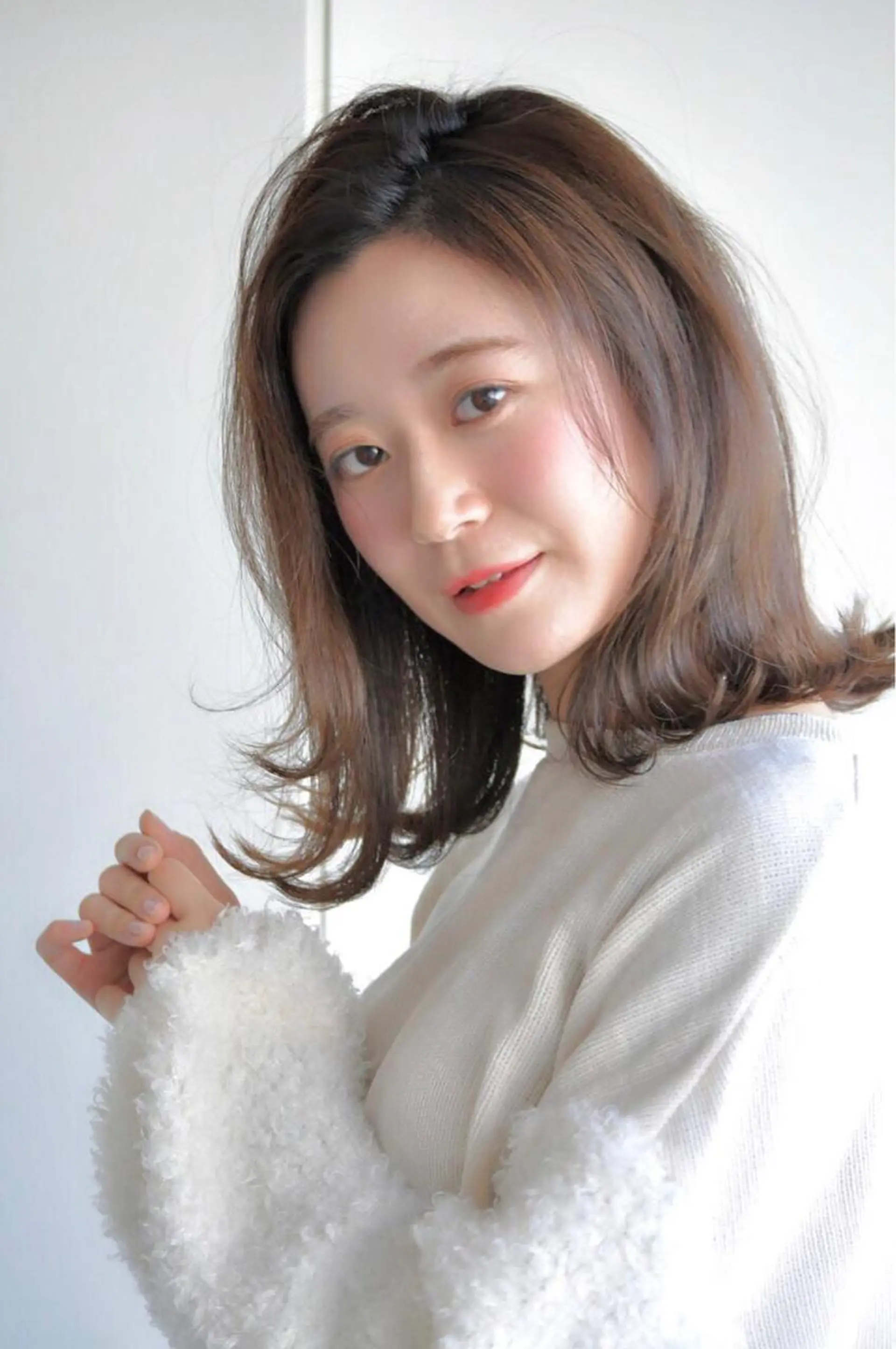 ミディアム カラー みずの ゆきなのヘアスタイル