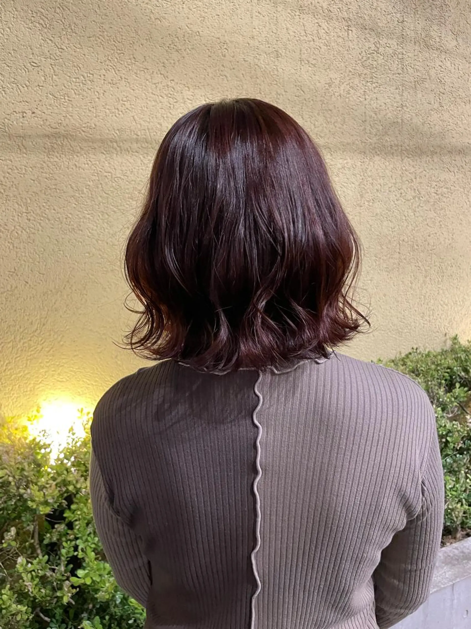 ミディアム ミディアムパーマ 外ハネヘア GO TODAY SHARE SALON 原宿本店所属・ブリーチ/ハイトーン 艶カラー/ユリナのヘアスタイル