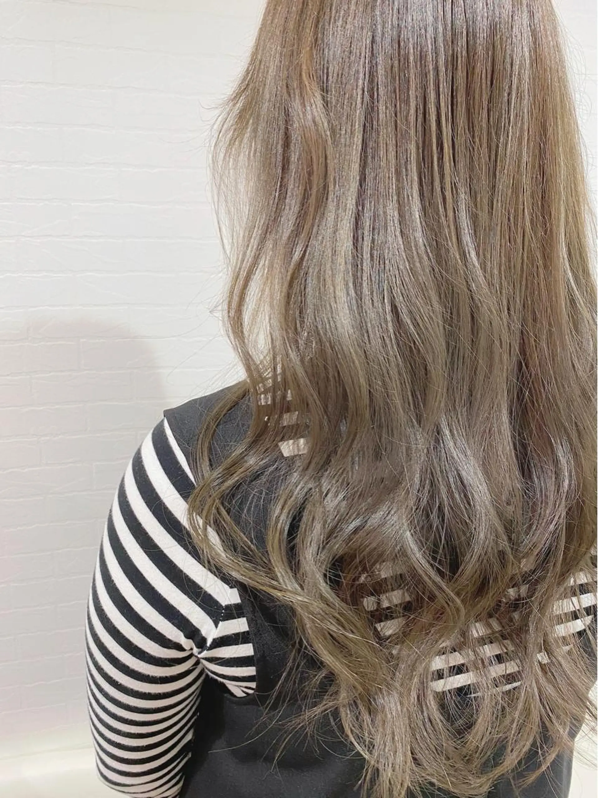 セミロング カラー GRANLUSSO 〜グランルッソ駅前店所属・木口 嘉美のヘアスタイル