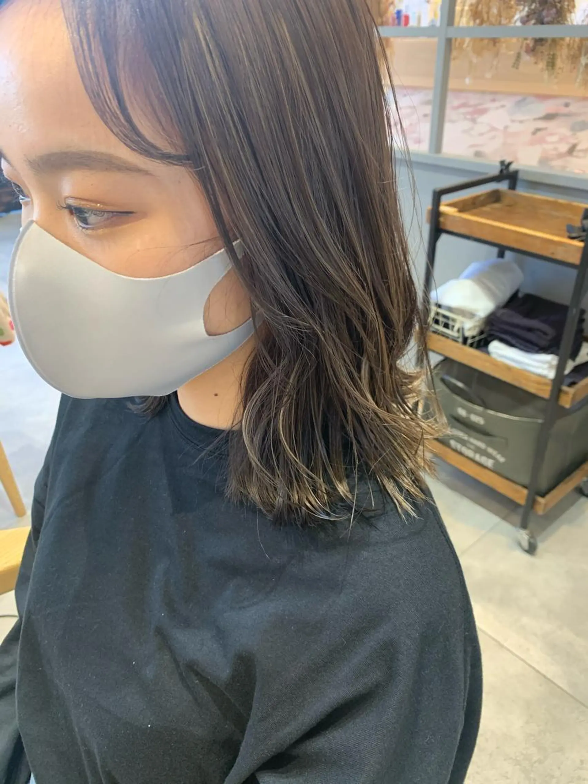 ミディアム カラー ハイライトカラー ハイライト 吉原 由菜のヘアスタイル