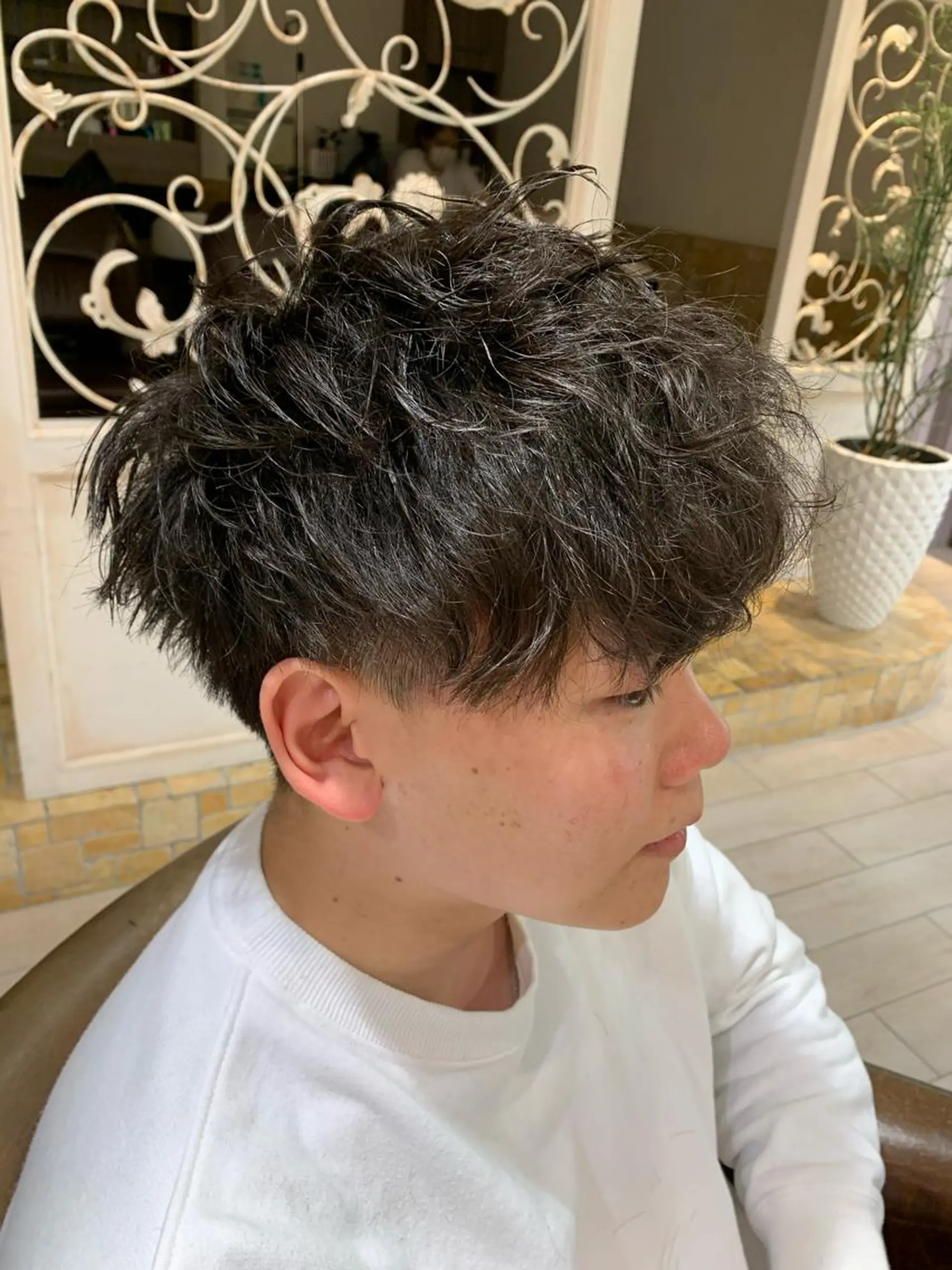 カラー パーマ ヘアアレンジ メンズ 増渕 駿介のヘアスタイル