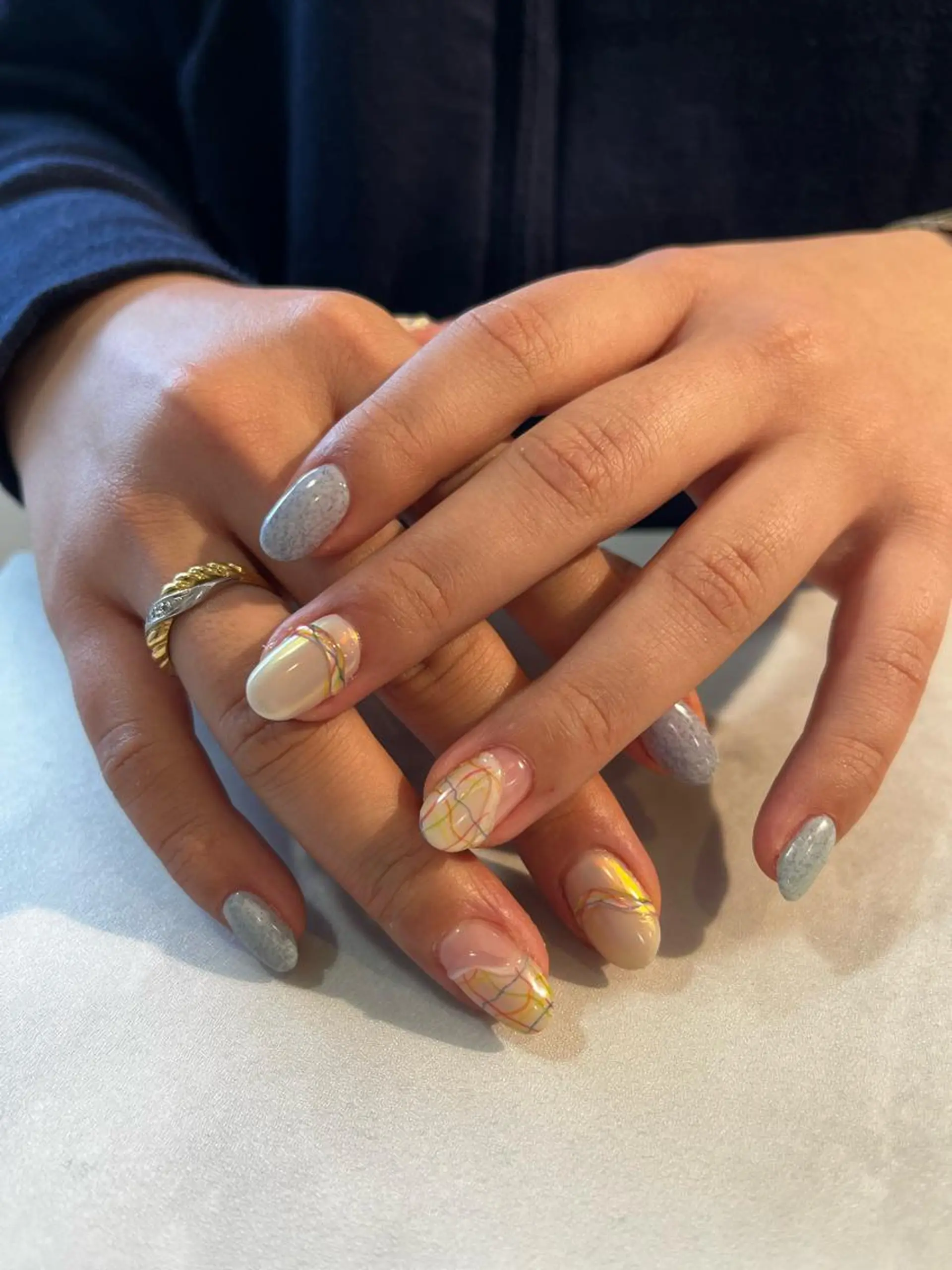 ネイル 小川 奈々花のネイルデザイン