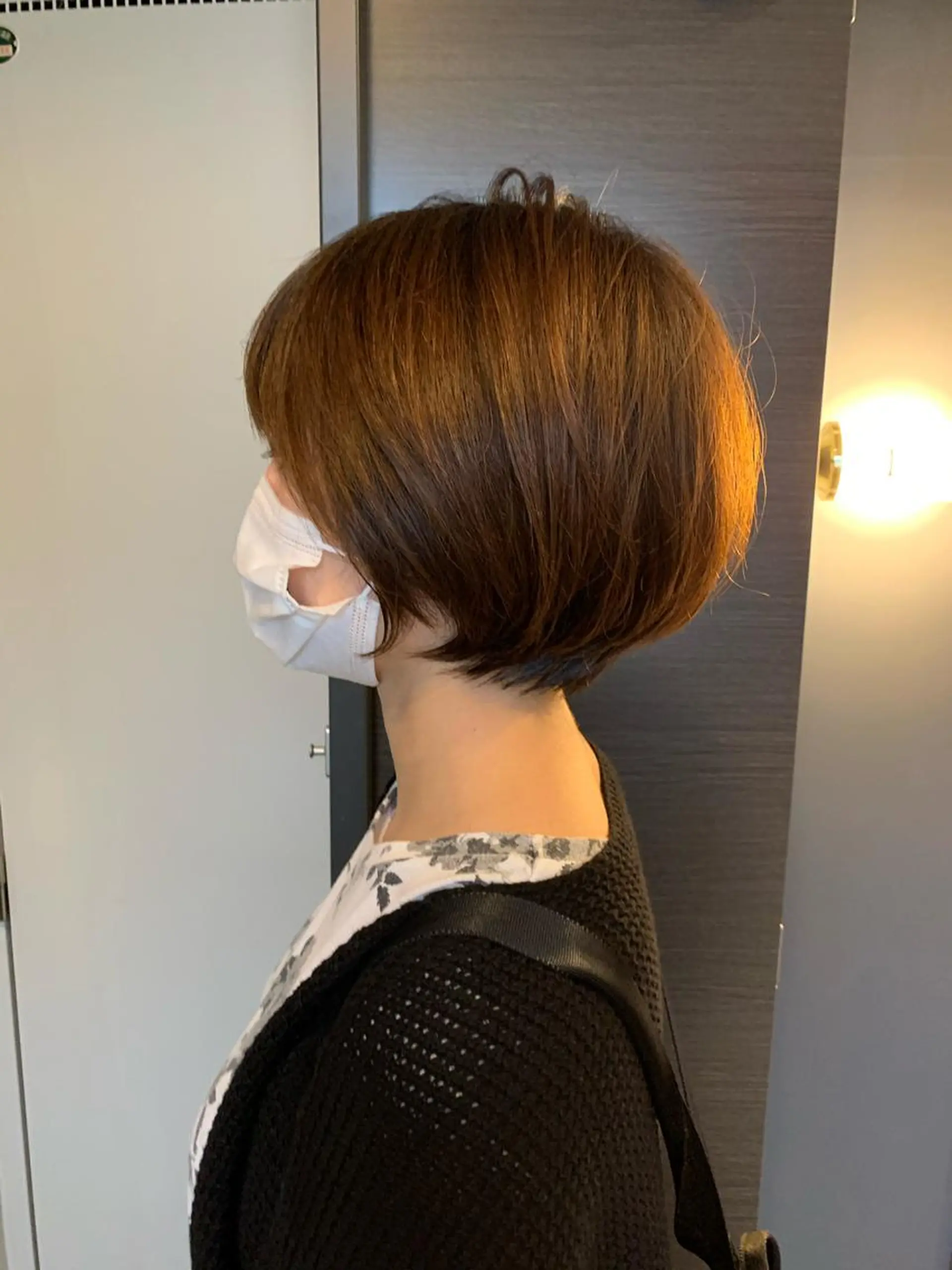 ショート 切りっぱなしボブ ショートボブ ハンサムショート 丸みショート ボブ Lond enikaのヘアスタイル