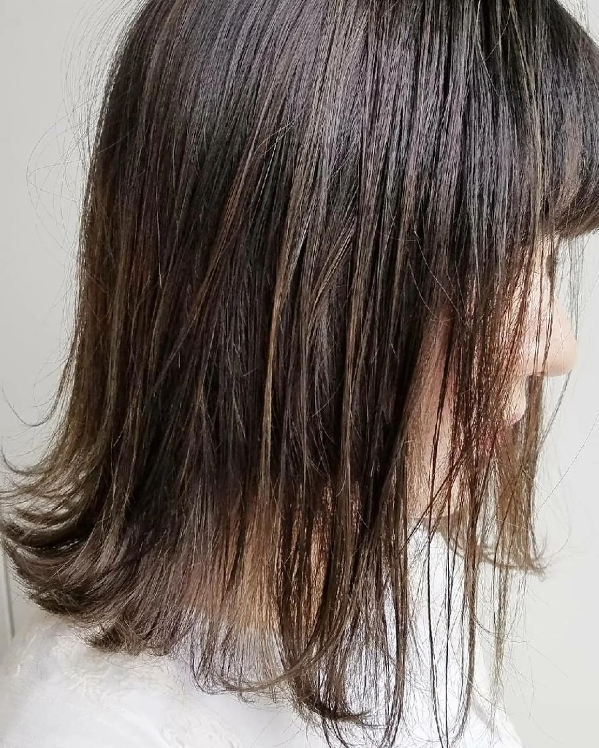 ミディアム カラー アッシュ ハイライトカラー ミント ハイライト iplus✴ まつげ、眉毛、耳つぼのマツエク・マツパデザイン