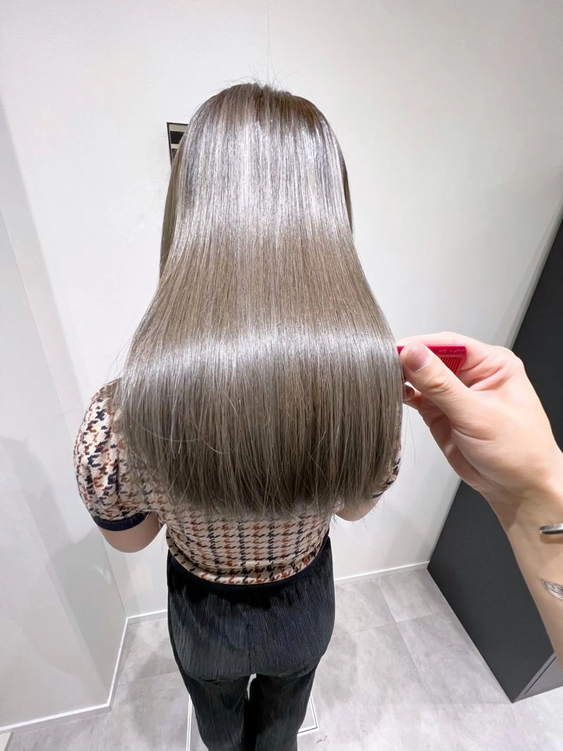 セミロング カラー 髪質改善 Deseo 髪質改善 店長🫧ダイトのヘアスタイル