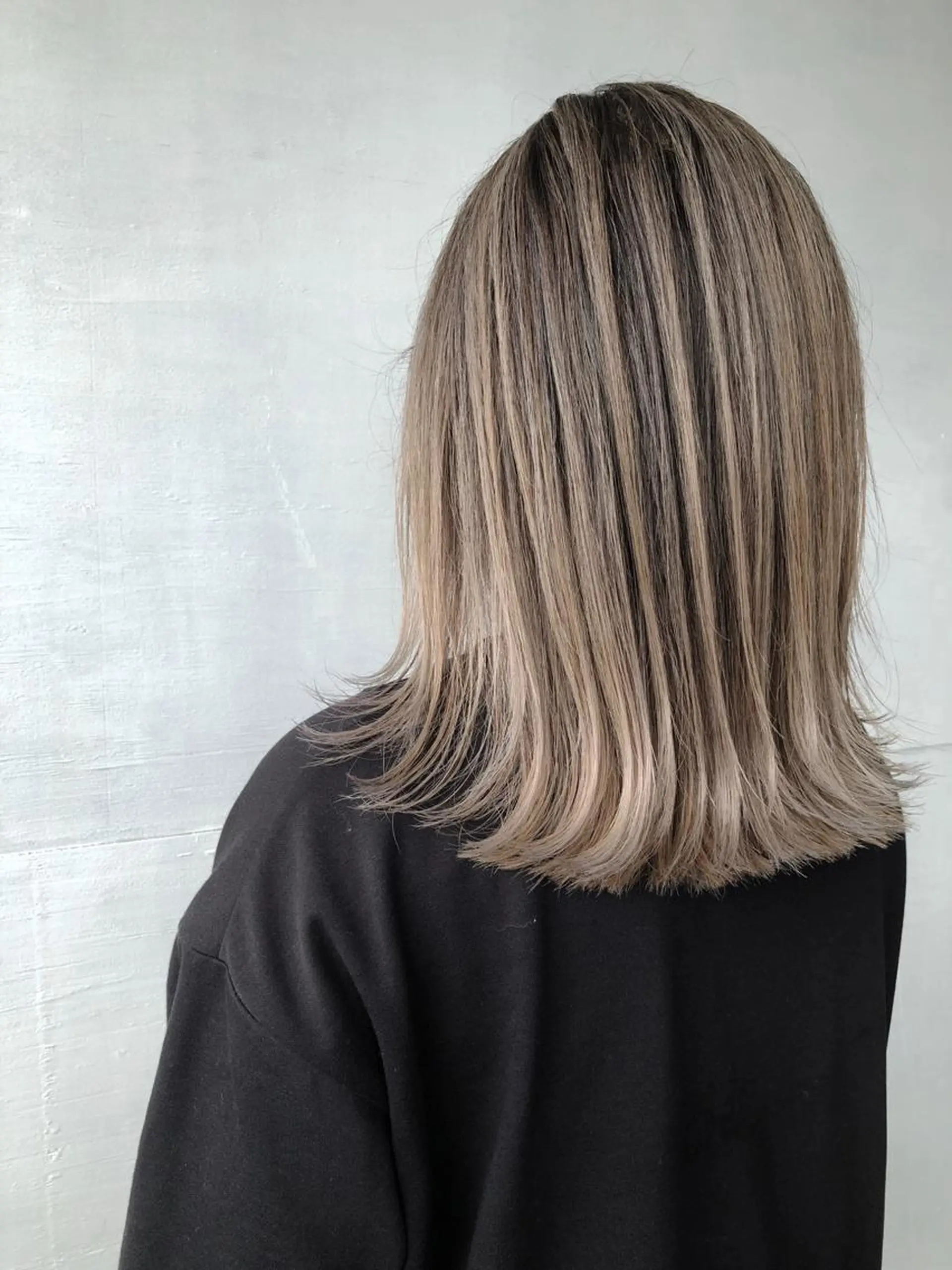 ミディアム カラー かわさき ともやのヘアスタイル