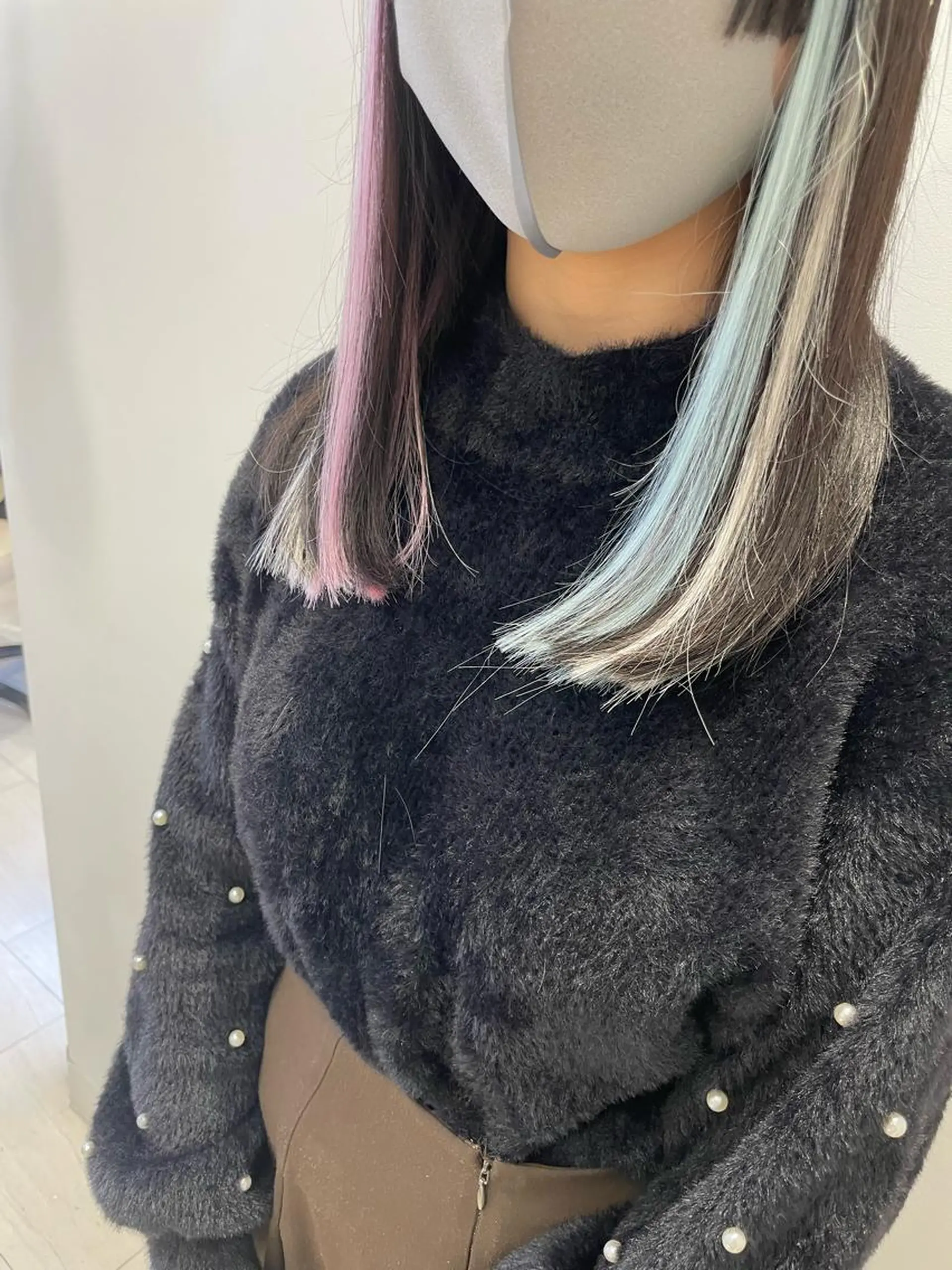 ミディアム カラー ハッシュカット レイヤー池袋のヘアスタイル