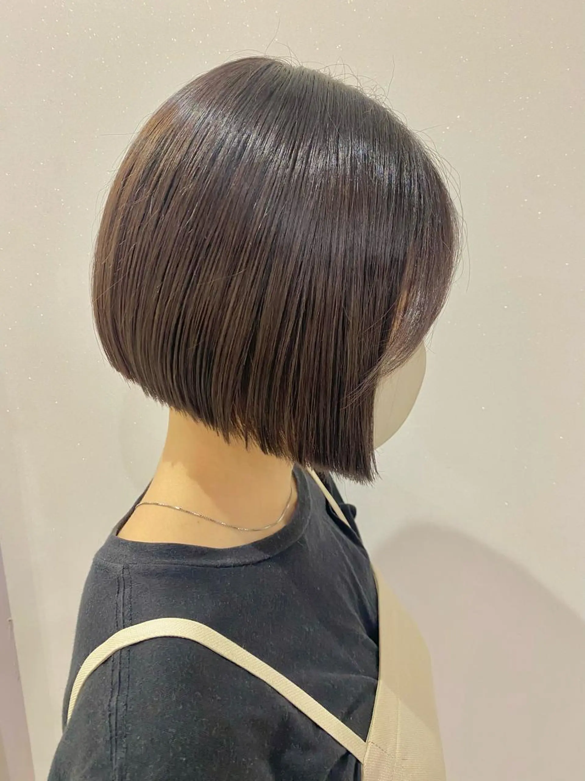 ショート カラー 透明感カラー ボブ 顔周りカット 髪質改善 ショートヘア ef西大寺所属・Koyo  ボブ / レイヤースタイルのヘアスタイル