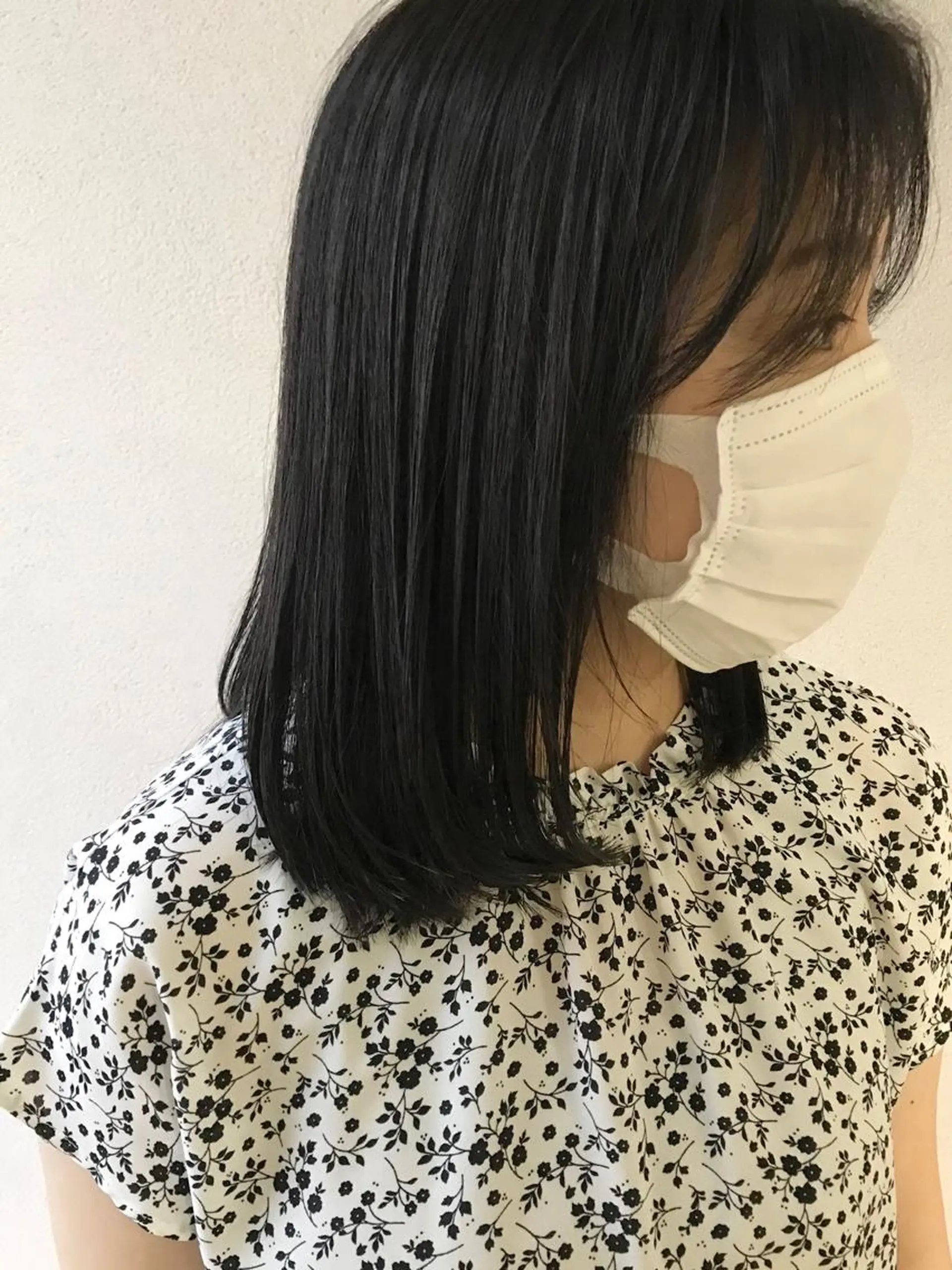 ミディアム ボブ 沢田 瞳のヘアスタイル