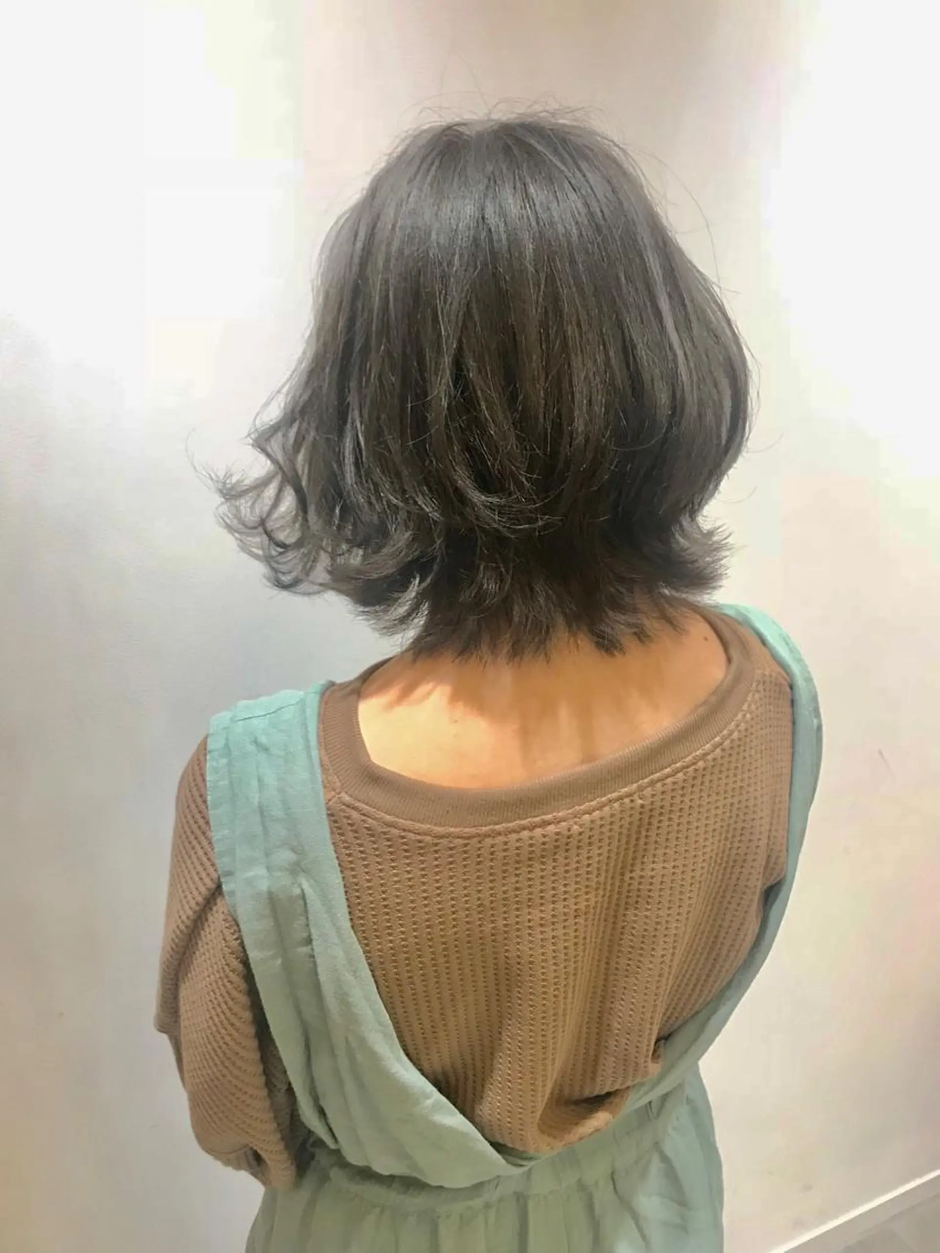 ショート カラー 🐺ウルフ/レイヤー 似合わせ‎🤍沙羅のヘアスタイル