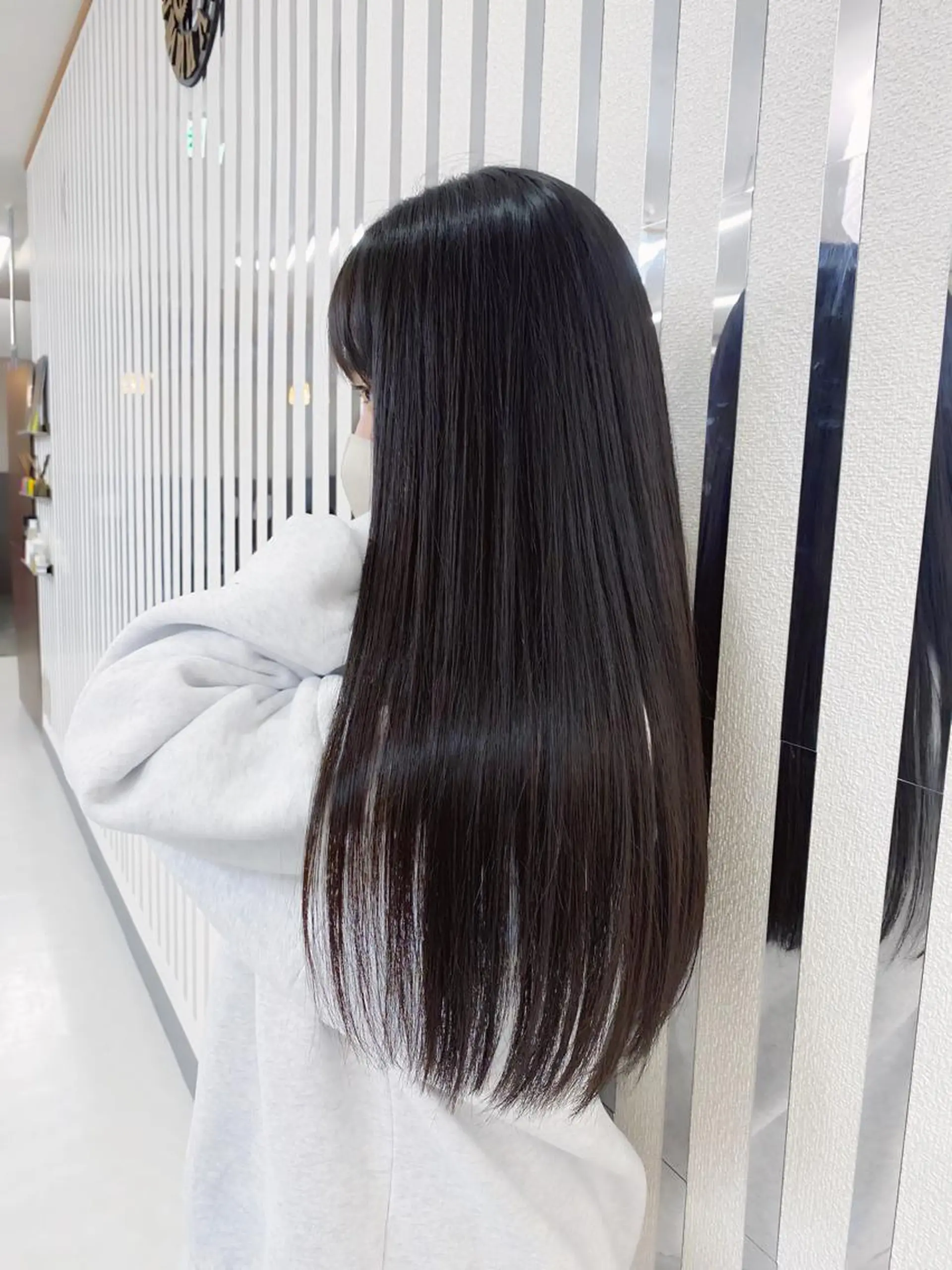 ロング 縮毛矯正 カット ヘアカラー 縮毛矯正 トリートメント YURI ✨のヘアスタイル